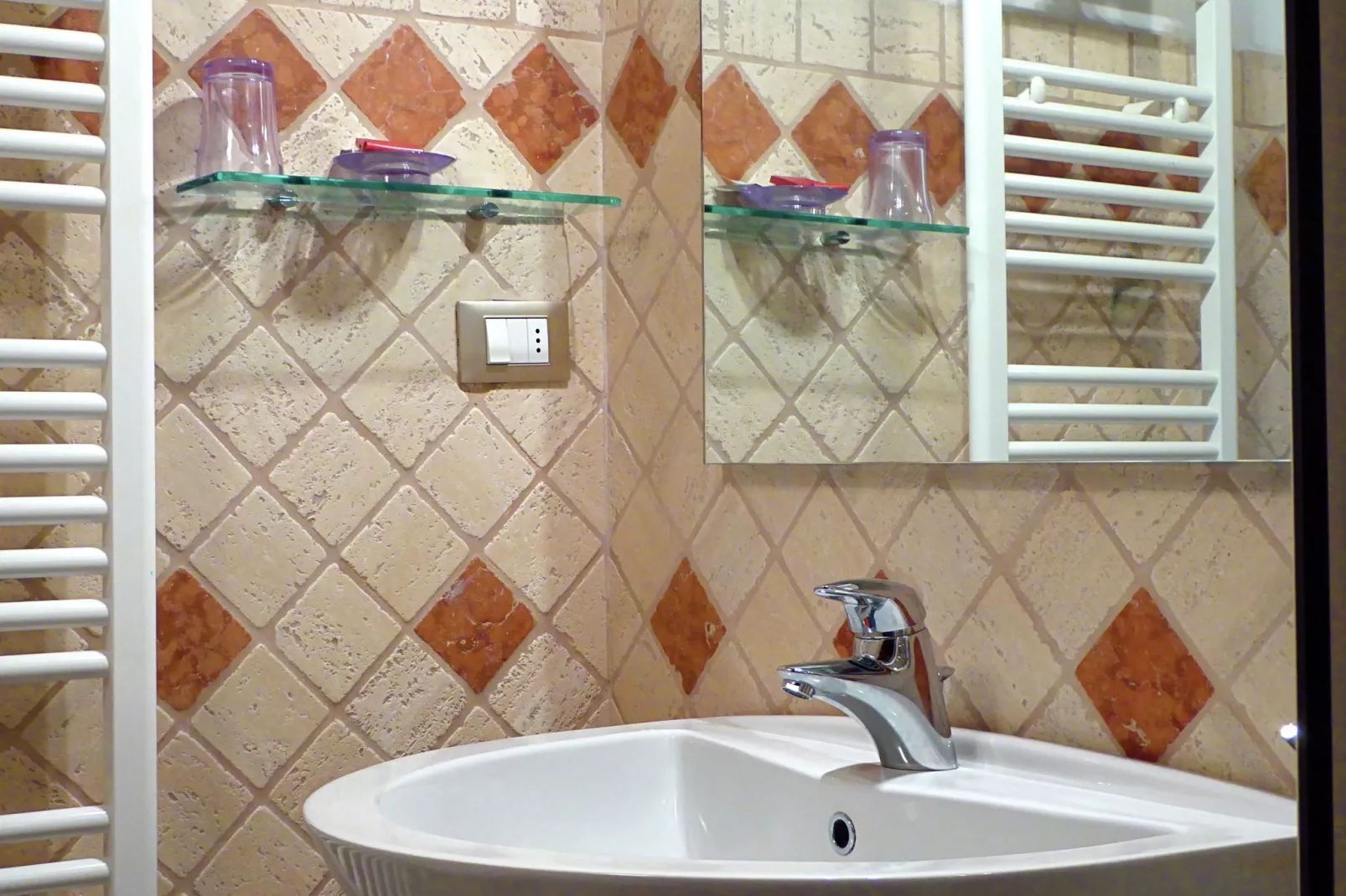 Leccio Due-Bathroom