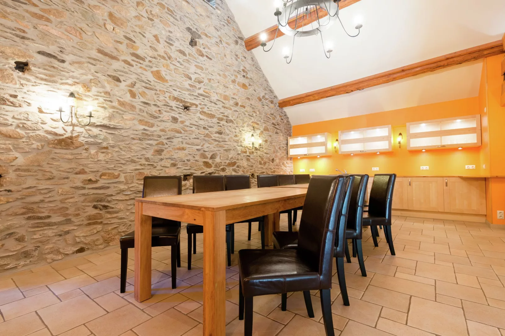 Le Relais Enchanteur-Dining room