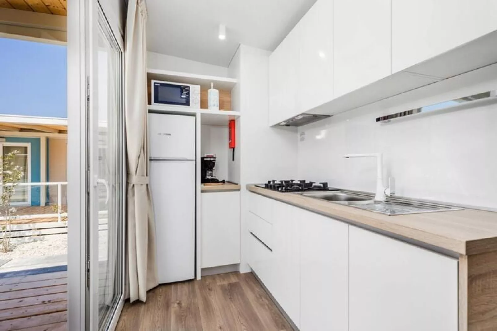 Mobile Homes Omisalj-Mobilhome DELUX Pool-Kitchen