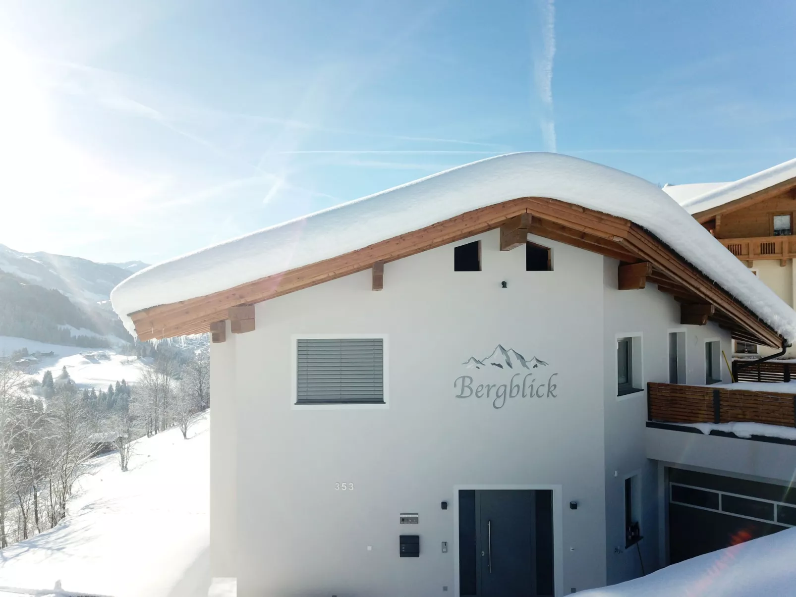 Bergblick-Outside