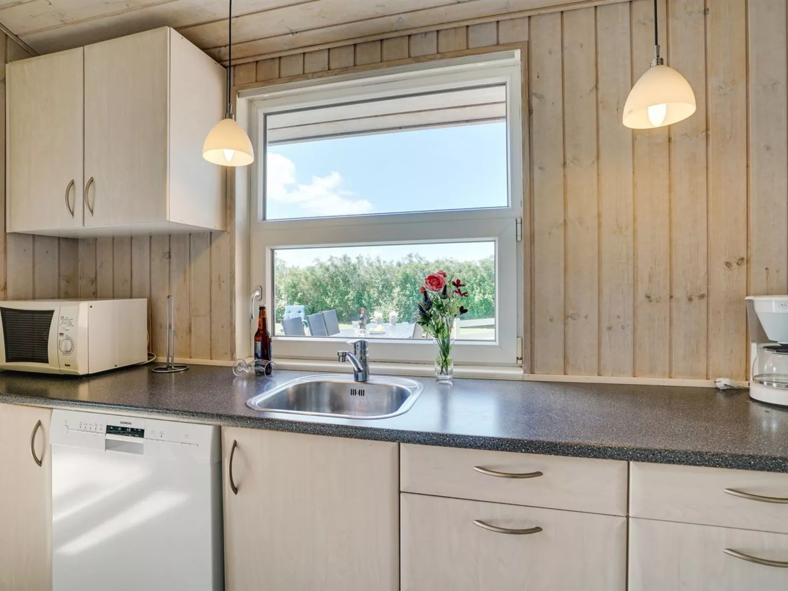 "Kajana" - 400m from the sea-Inside