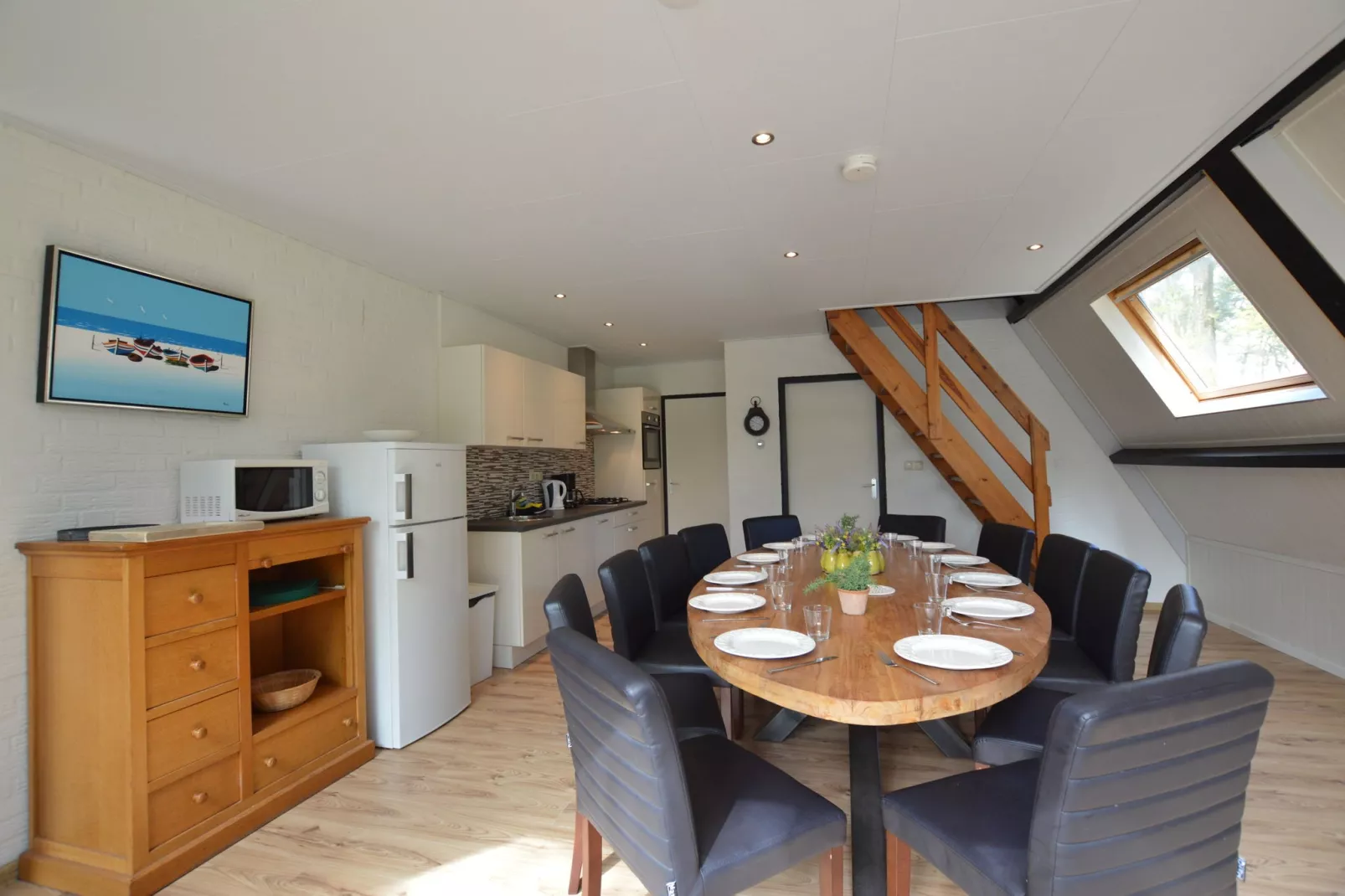 Bungalows 48 en 49-Dining room