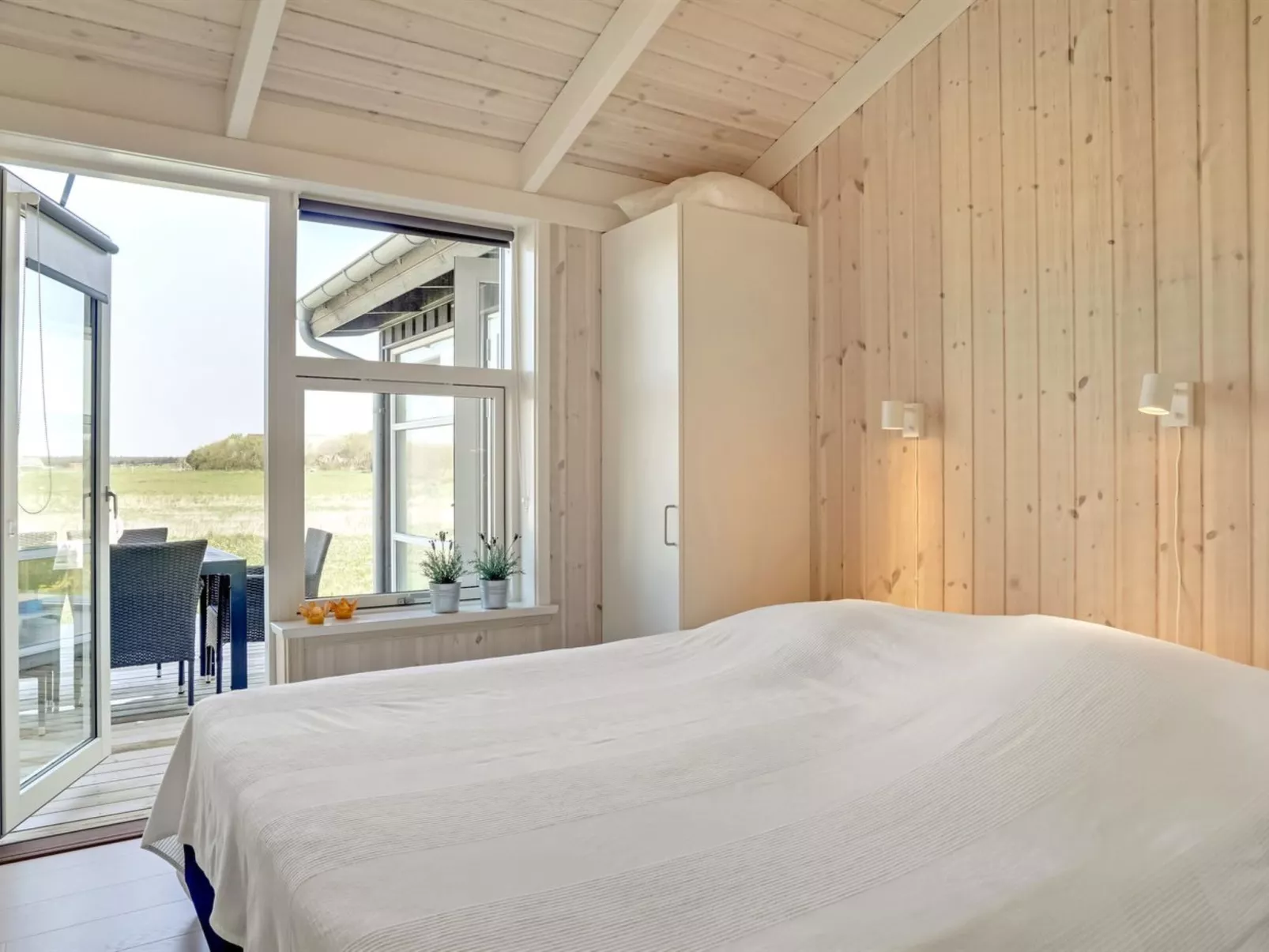 "Hildegardt" - 1km from the sea-Inside