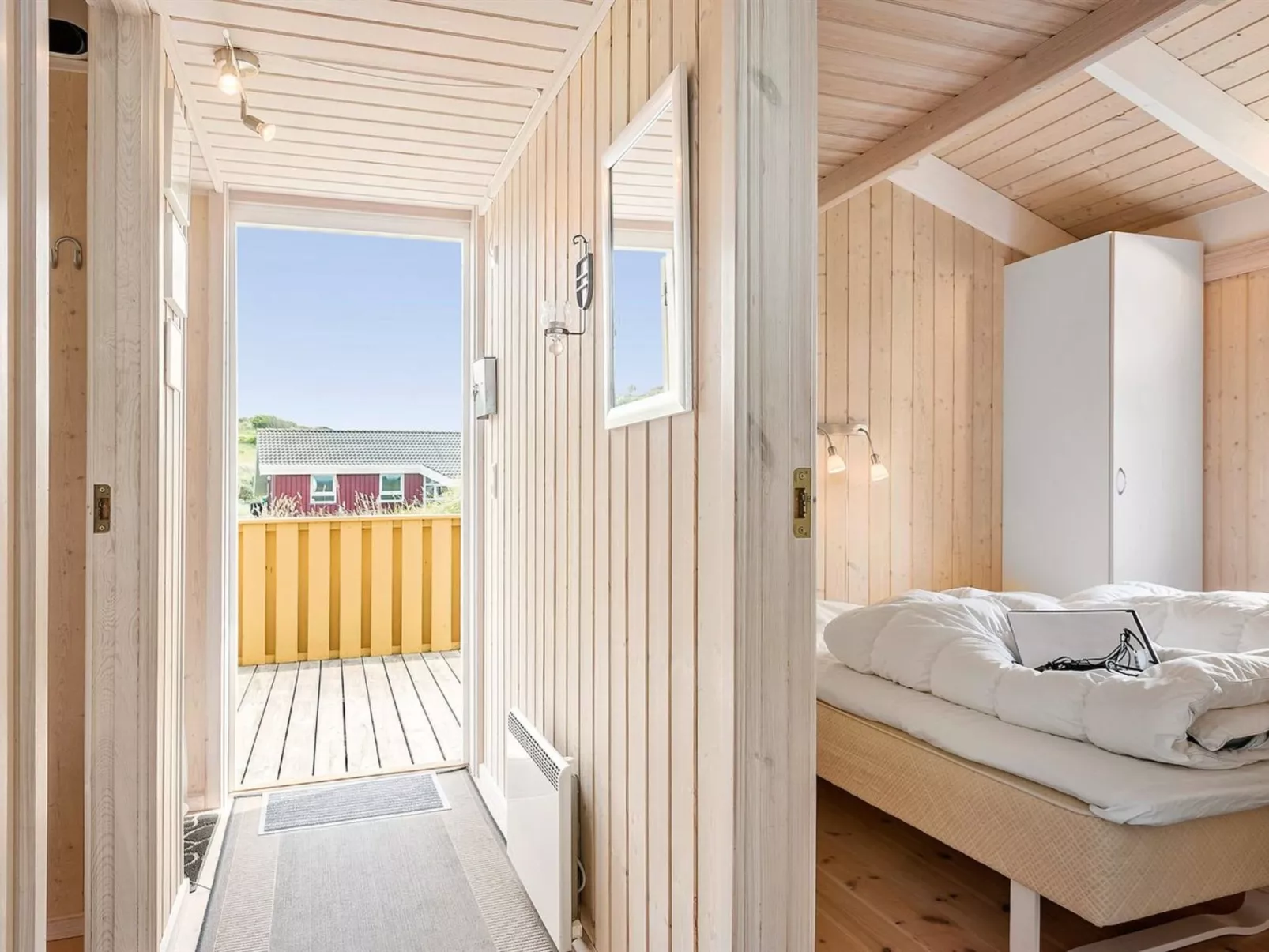 "Bjarni" - 239m from the sea-Inside