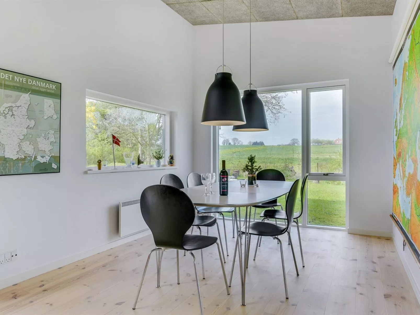 "Erkki" - 500m from the sea-Inside