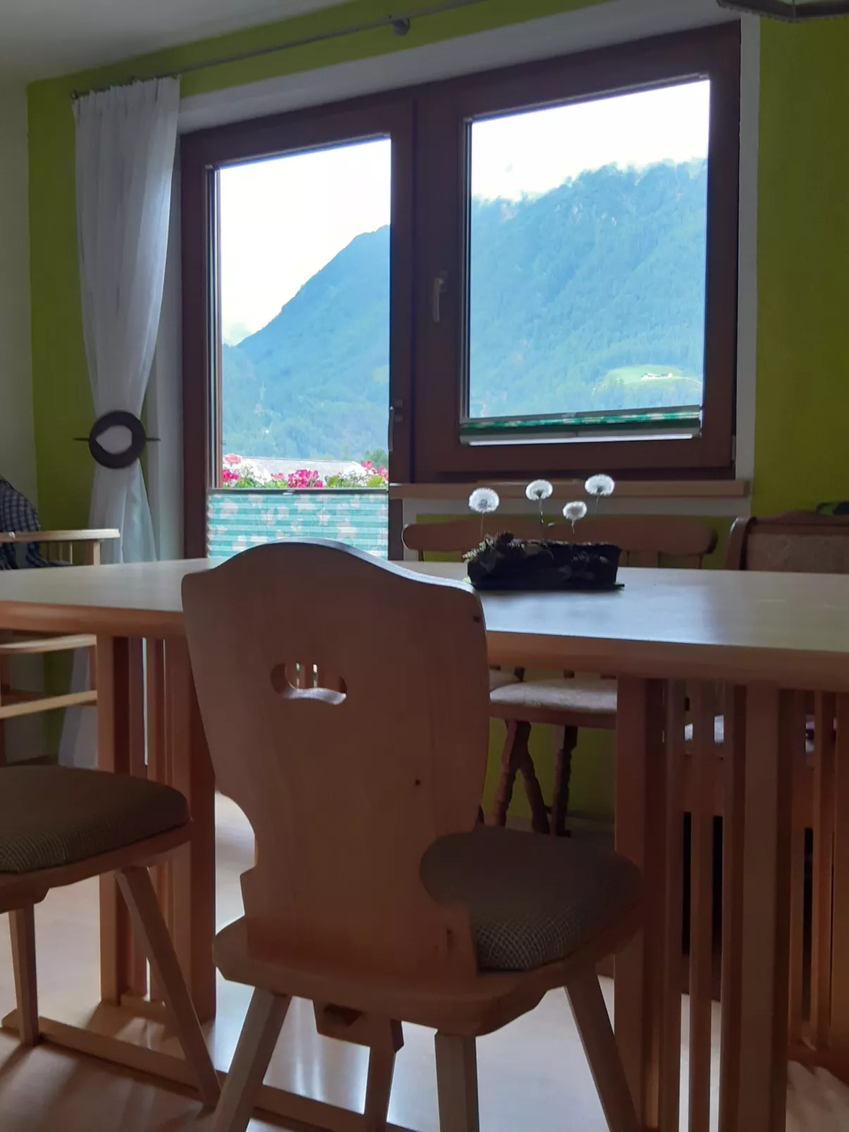 Alpenglühen-Inside