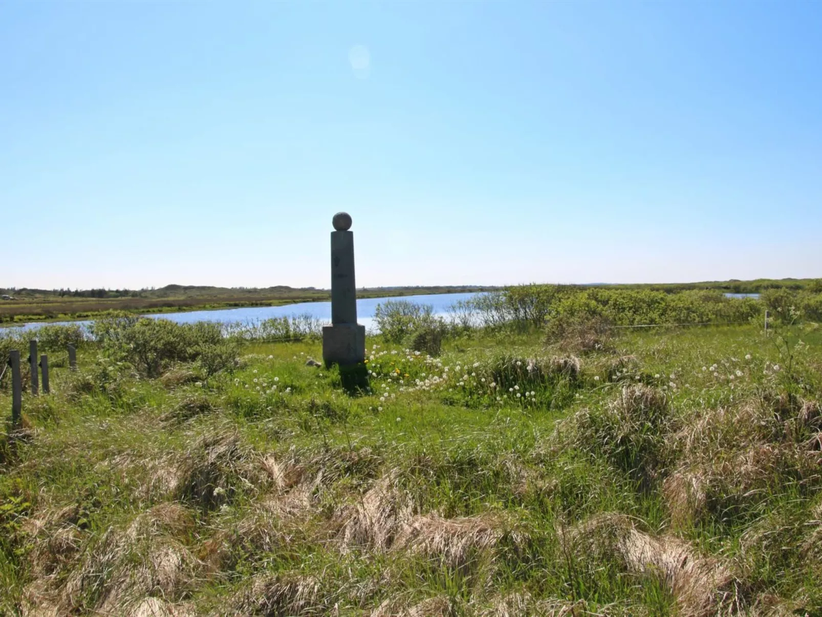 "Nanook" - 4.5km from the sea-Outside