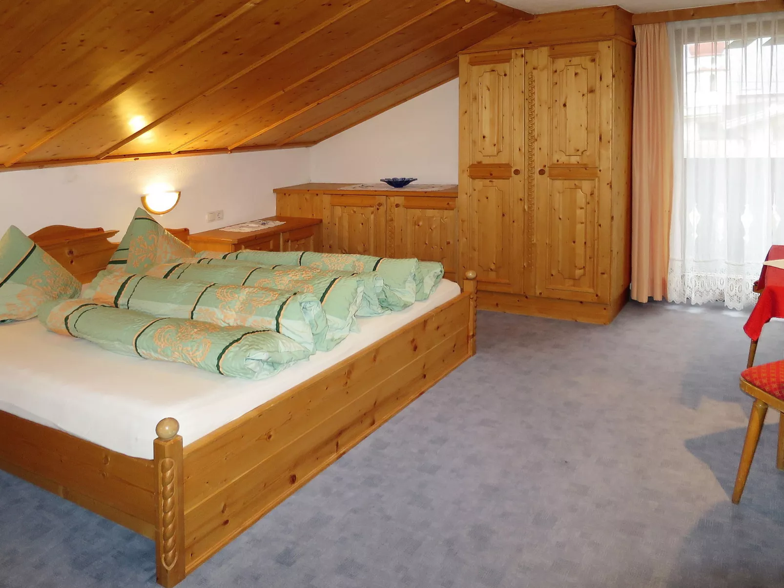 Wiesenhof-Inside