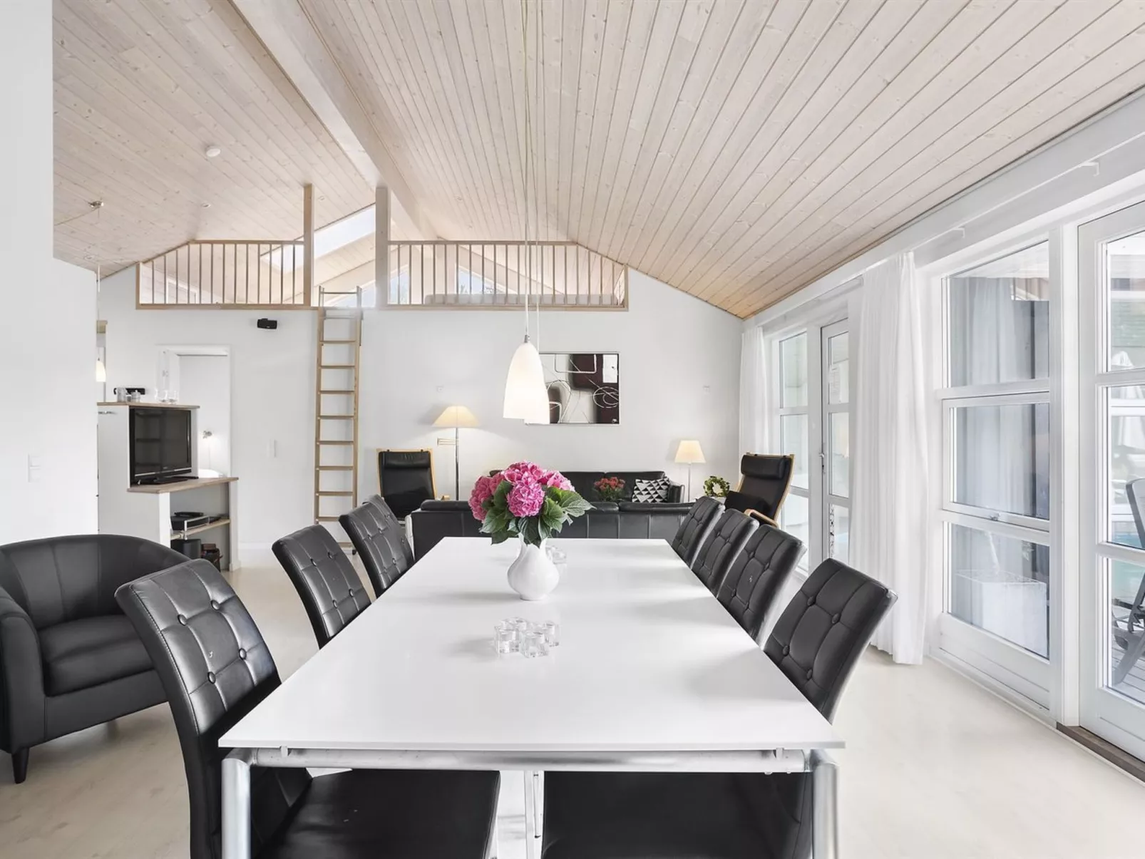"Toa" - 600m from the sea-Inside