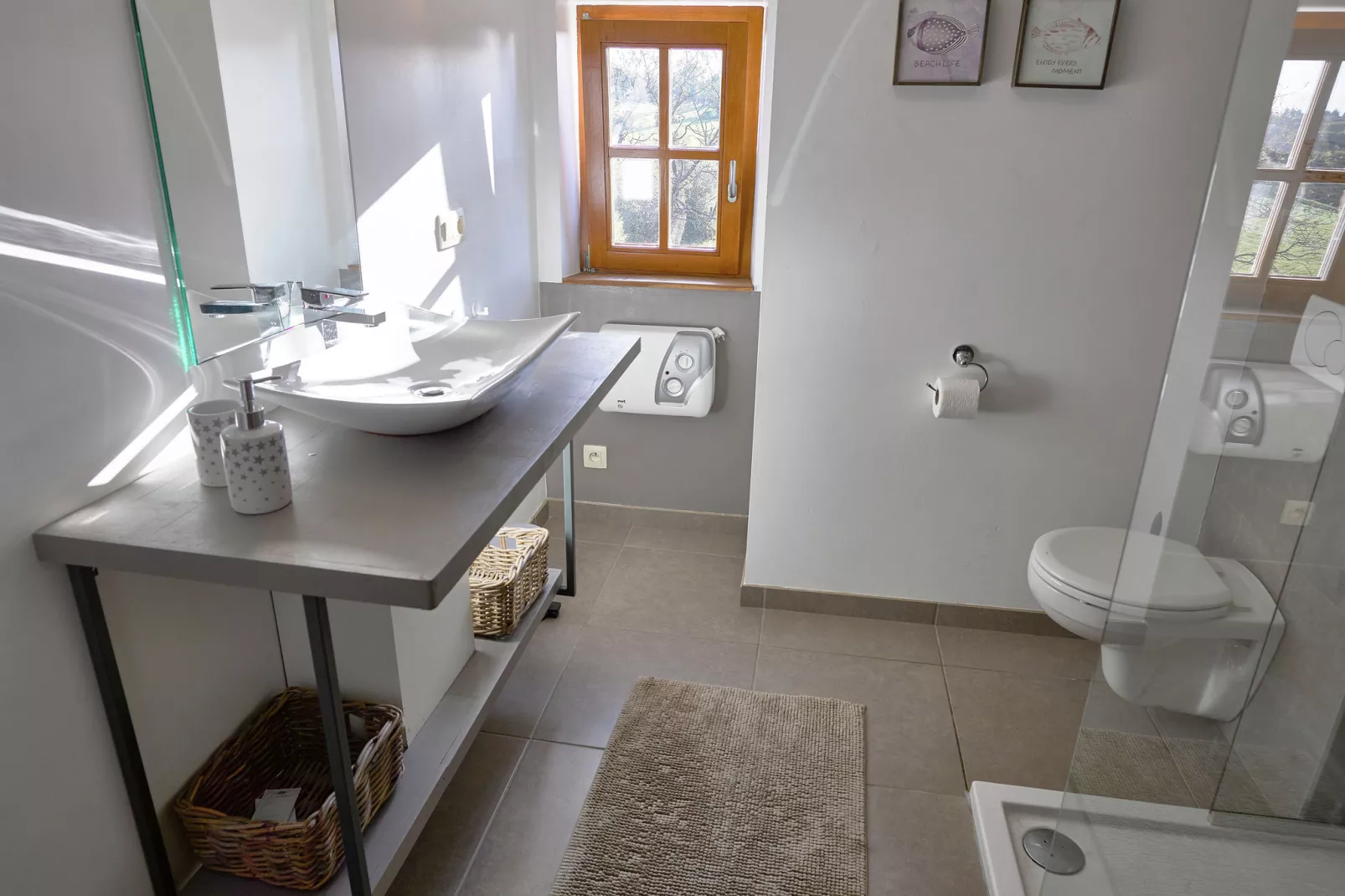 La Limbourgeoise-Bathroom