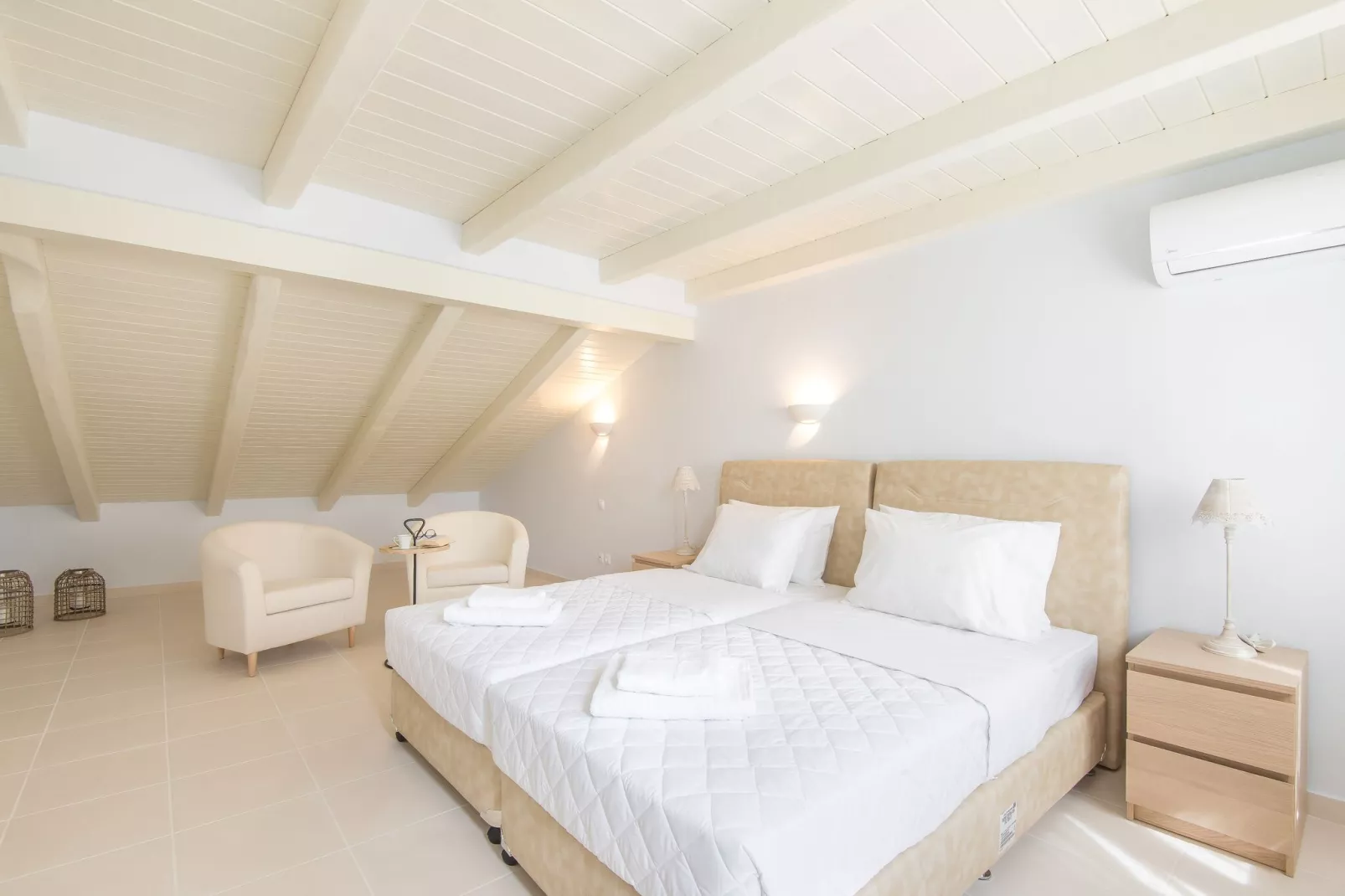 Elegant Villa Apolonas