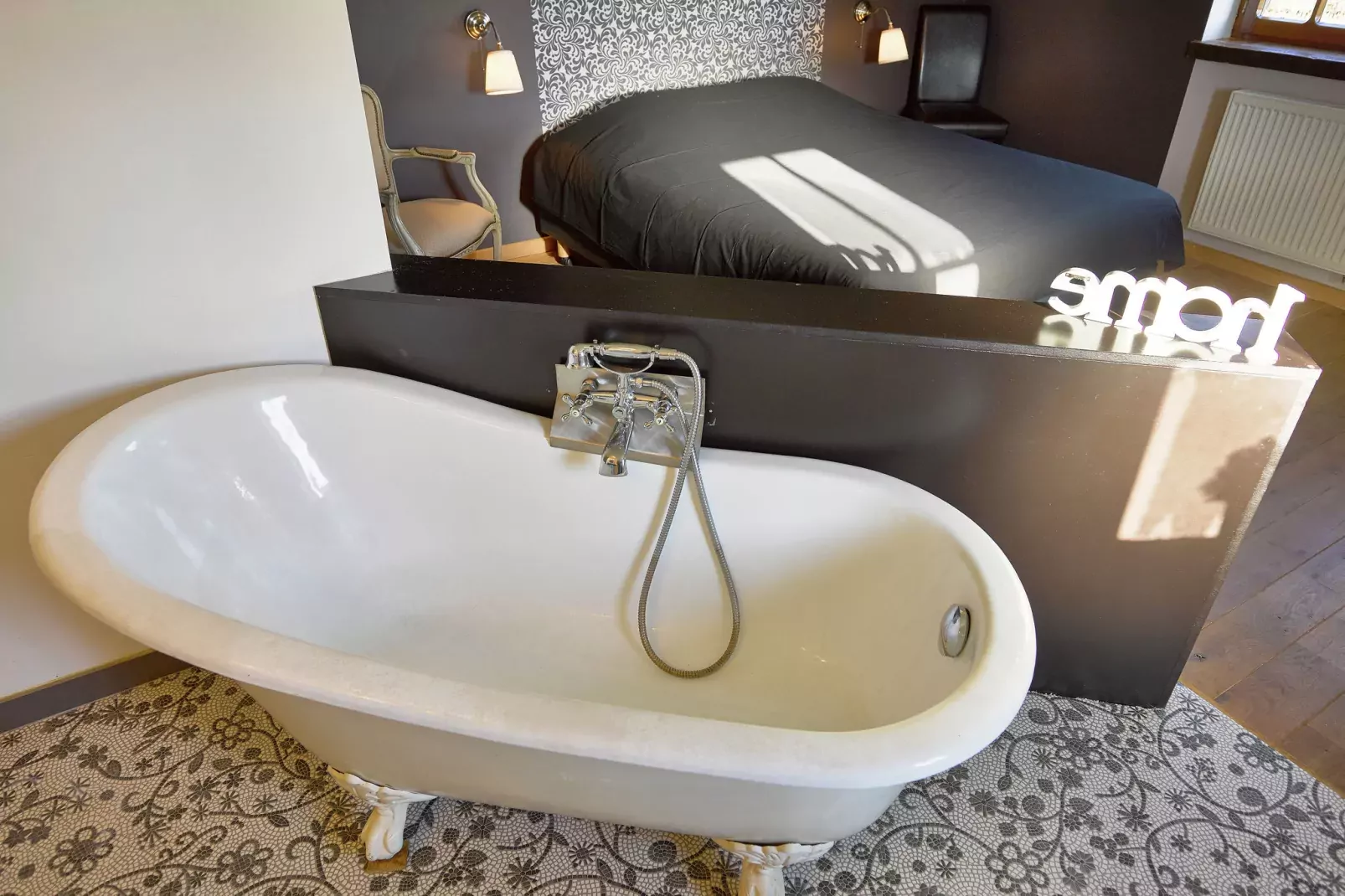 La Limbourgeoise-Bathroom