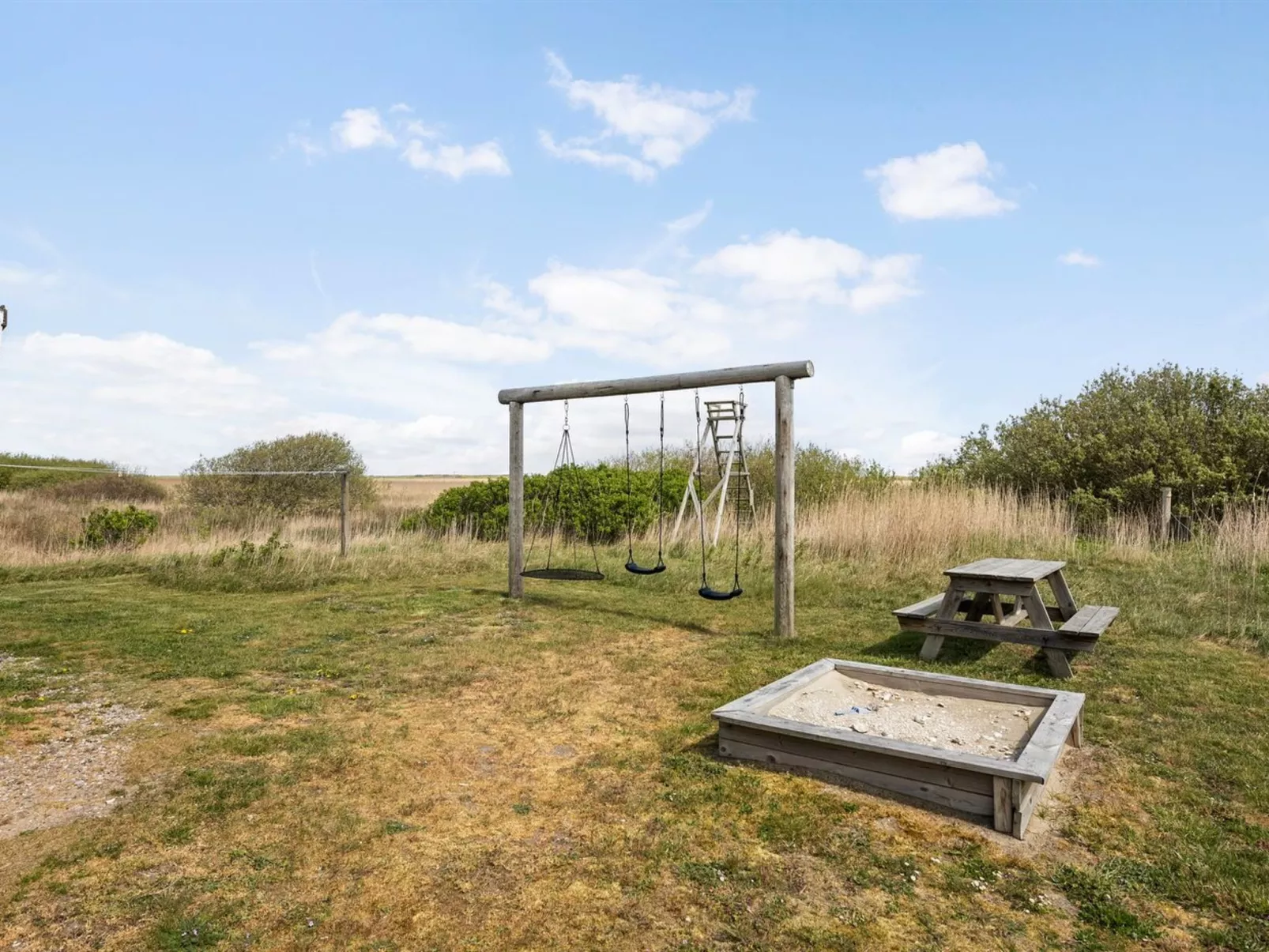 "Hermandine" - 700m from the sea-Drinnen