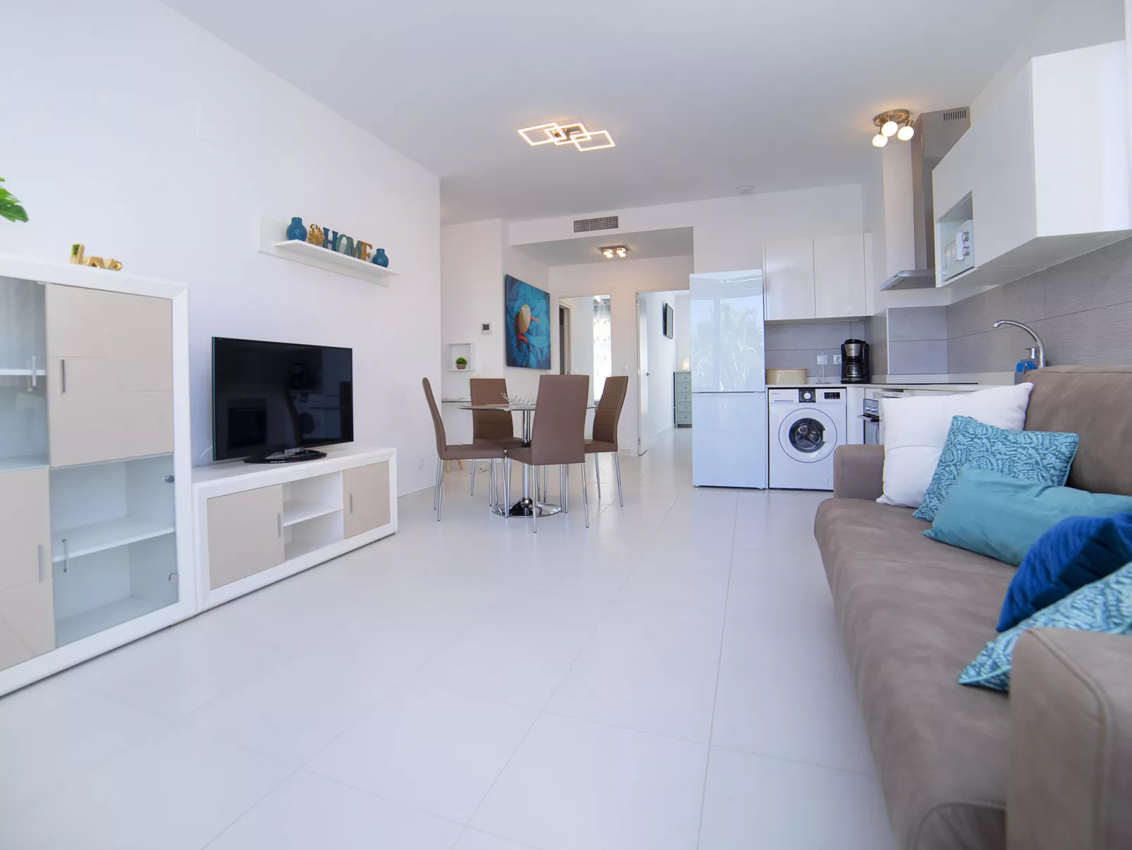 Calpe Beach II-Inside