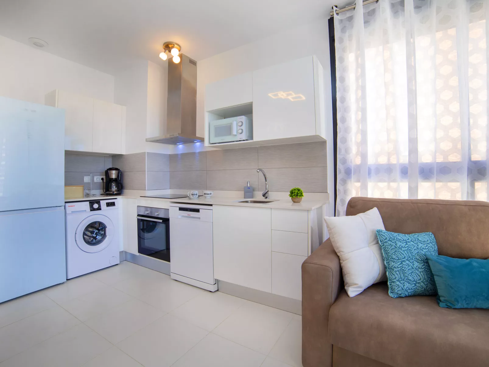 Calpe Beach II-Inside