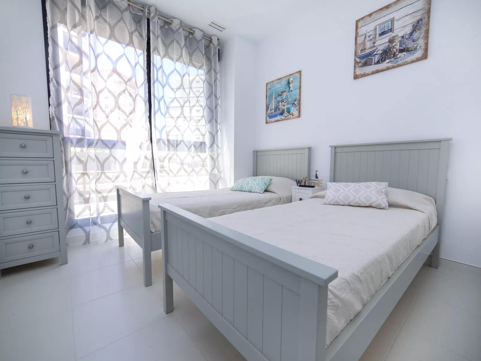 Calpe Beach II-Inside