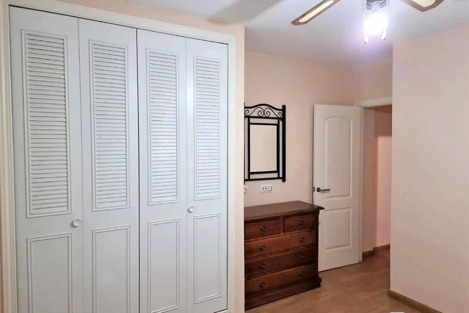 Natura World Duplex con patio privado 1d y 1b-Bedroom
