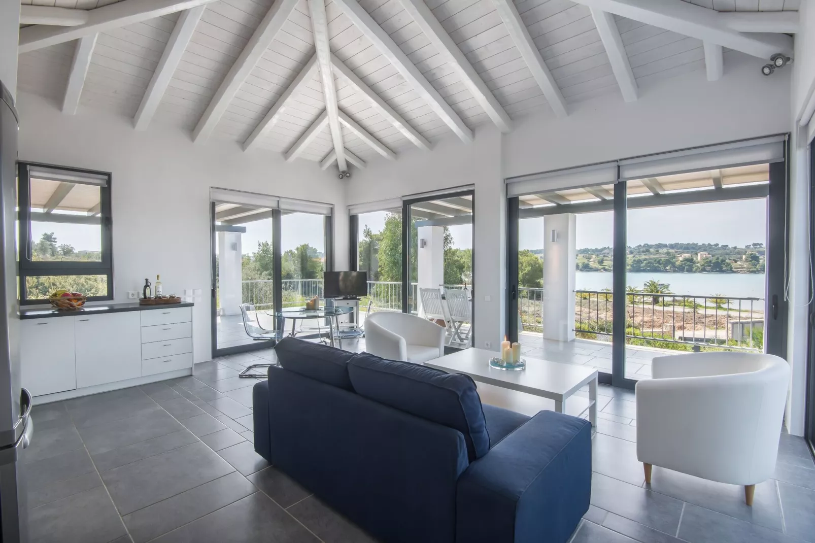 Sea View  Maisonette-Salon