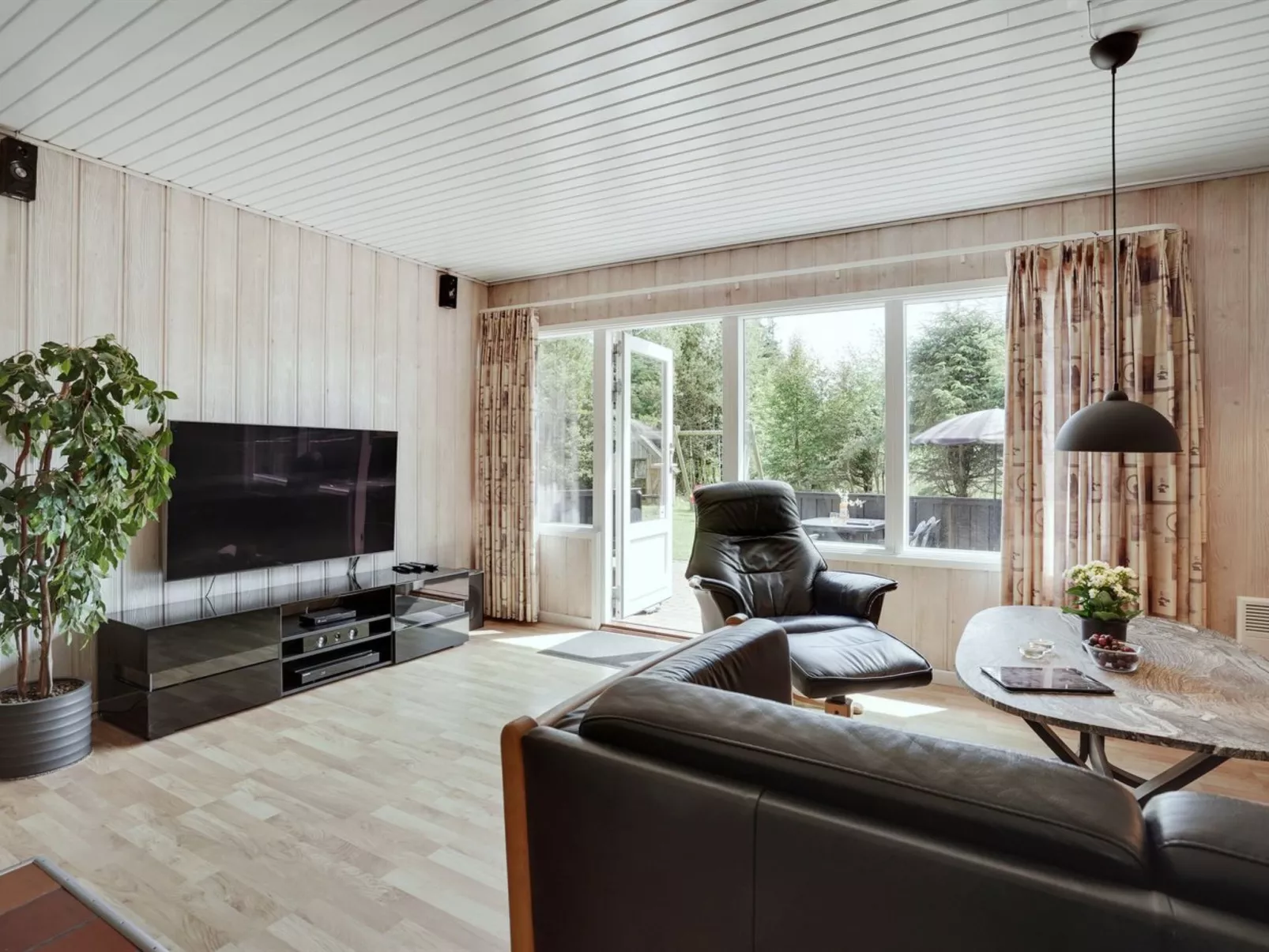 "Zenitha" - 300m from the sea-Inside