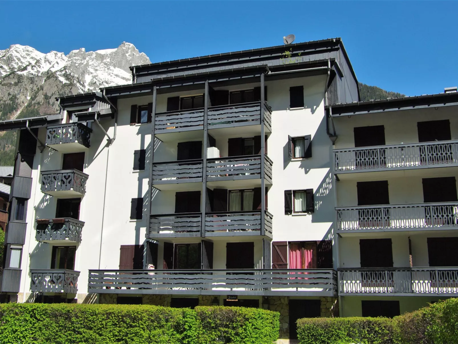 Le Triolet-Draußen