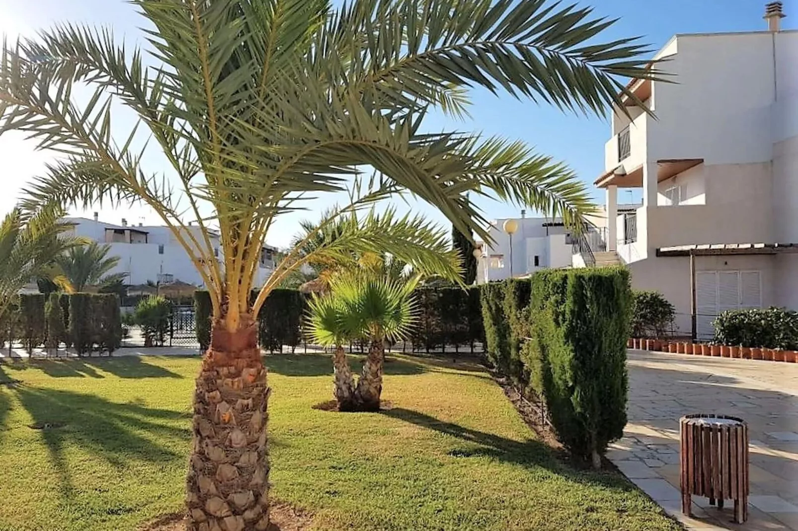 Natura World Duplex con patio privado 1d y 1b-Gardens summer