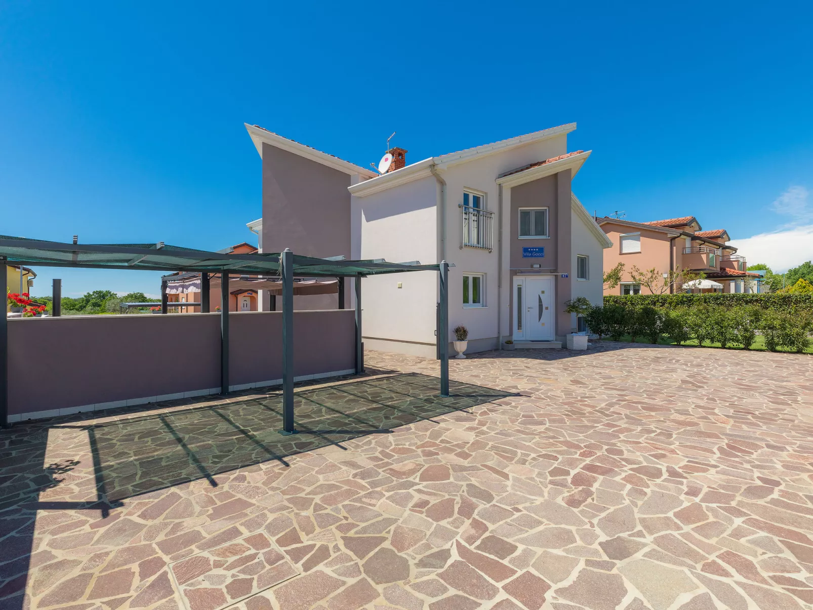 Villa Gocci-Outside
