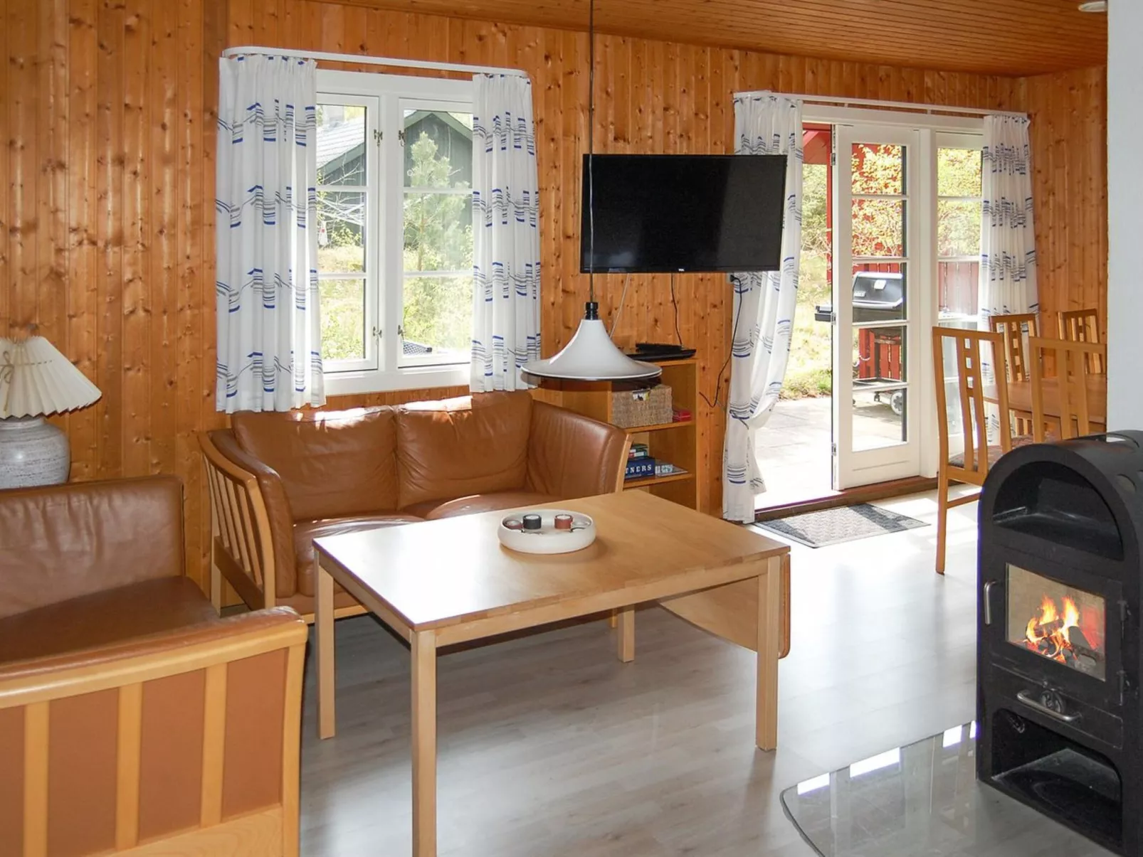 "Ulla" - 300m from the sea-Inside