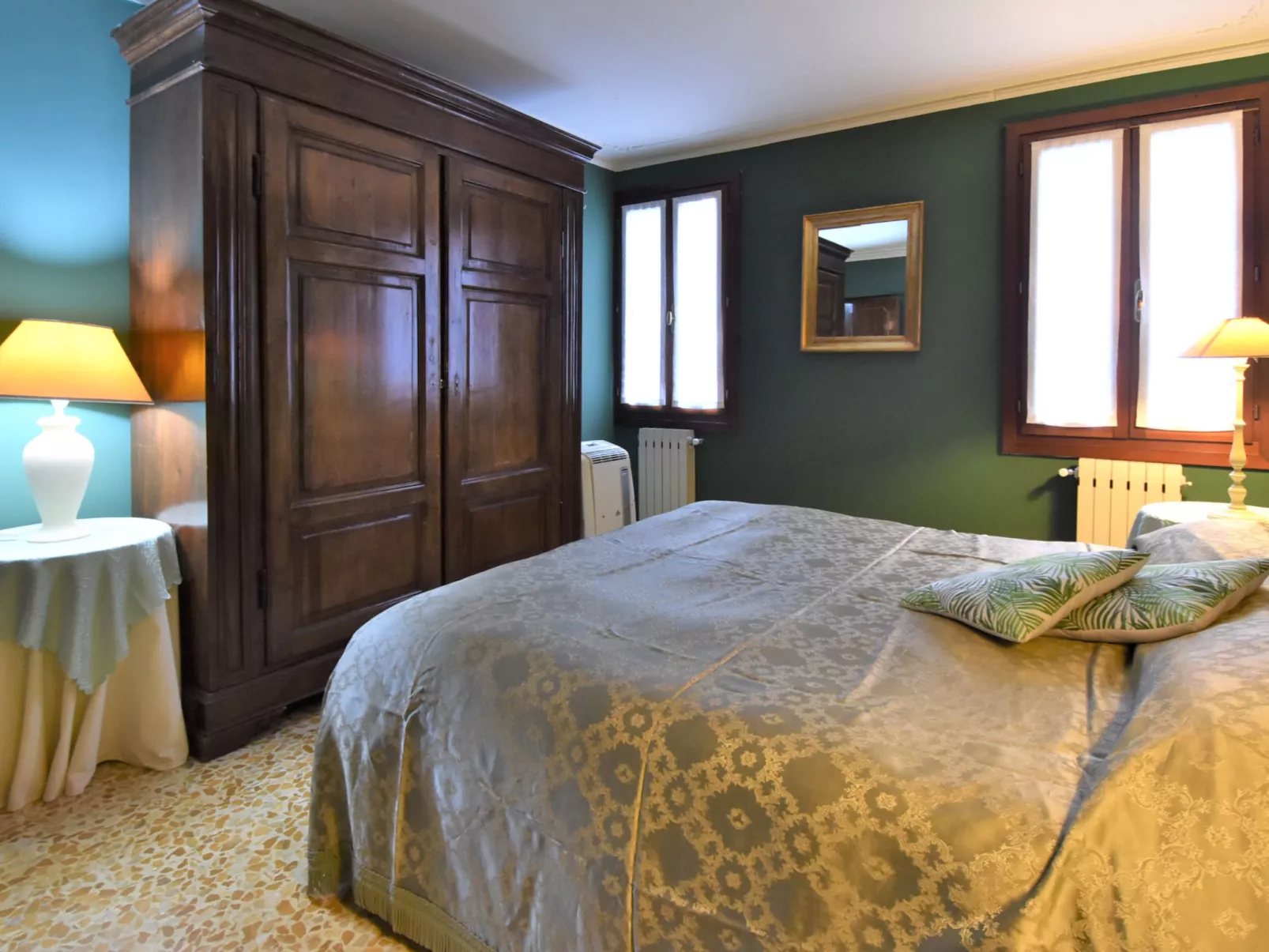 Casa San Vio-Inside