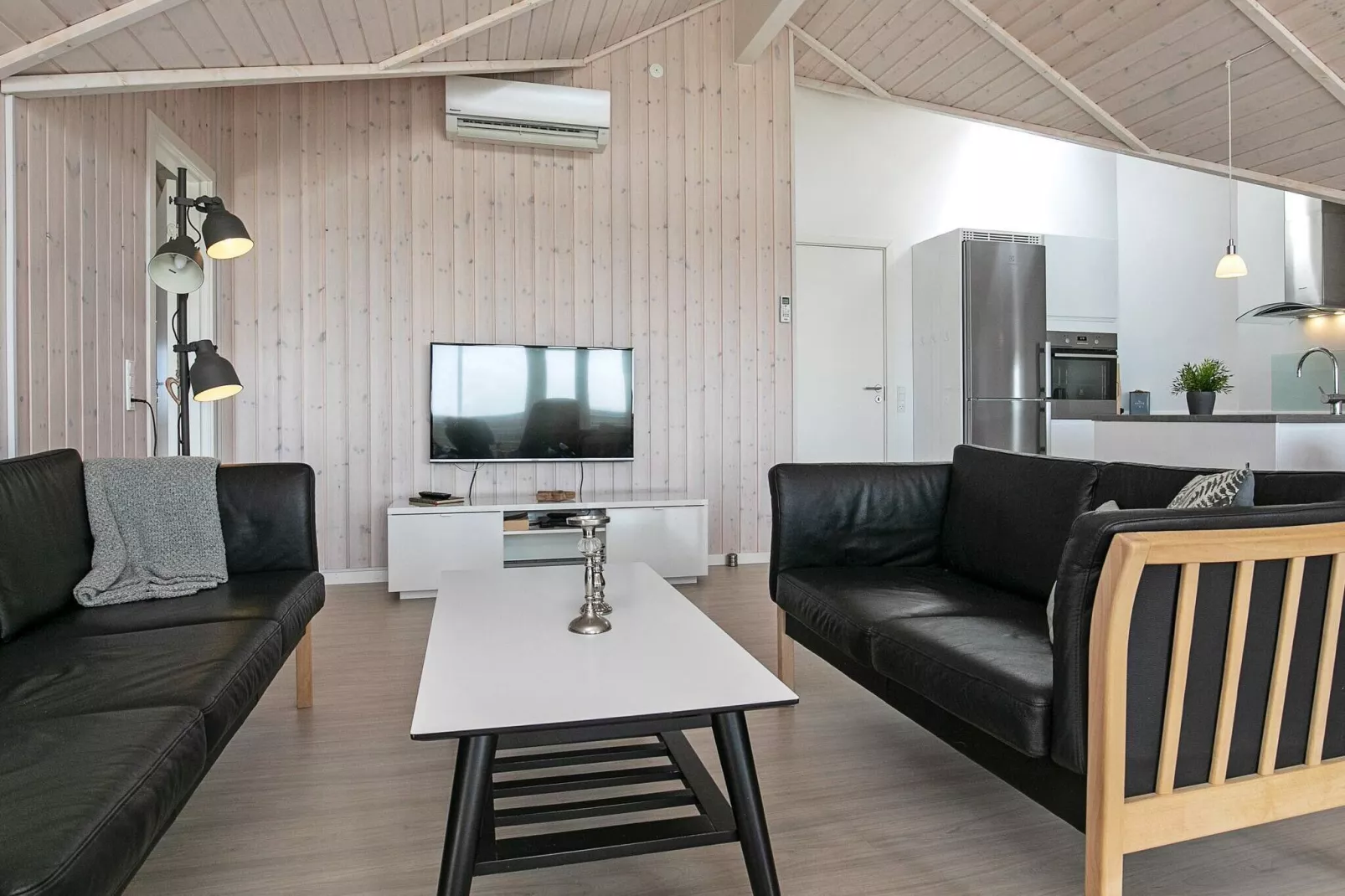 10 person holiday home in Harboøre-Indoor