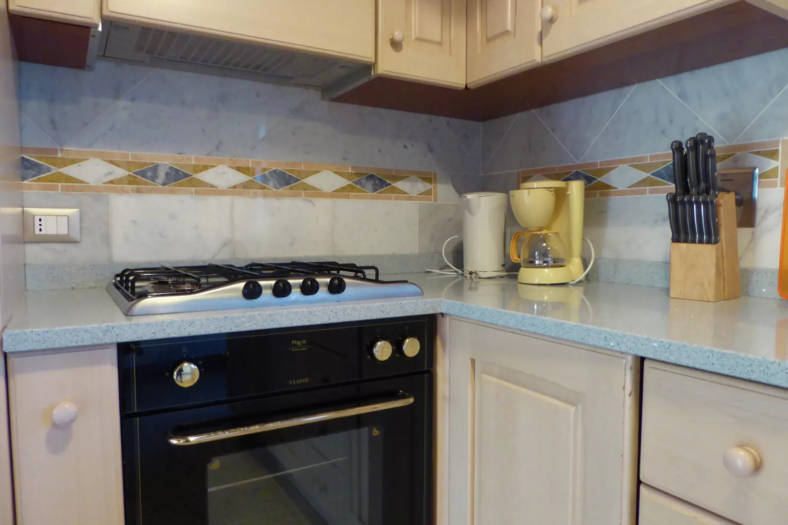 Sorbo Quattro-Kitchen