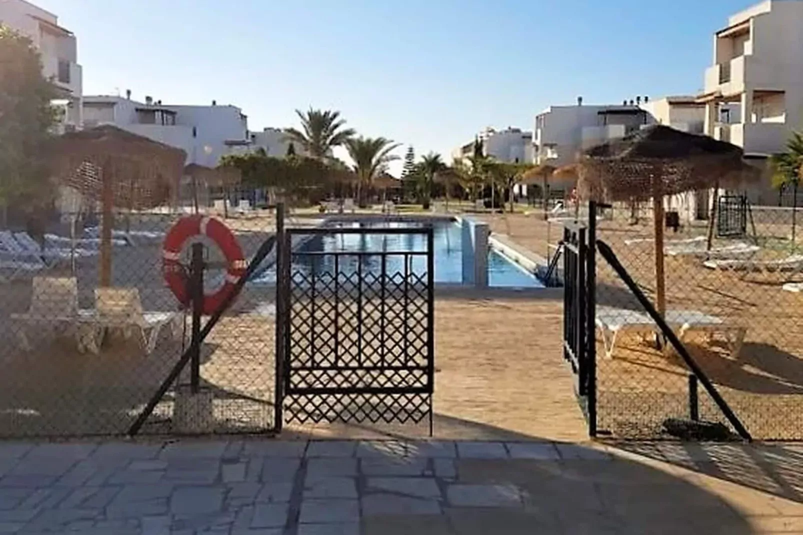 Natura World Duplex con patio privado 1d y 2b-Pool