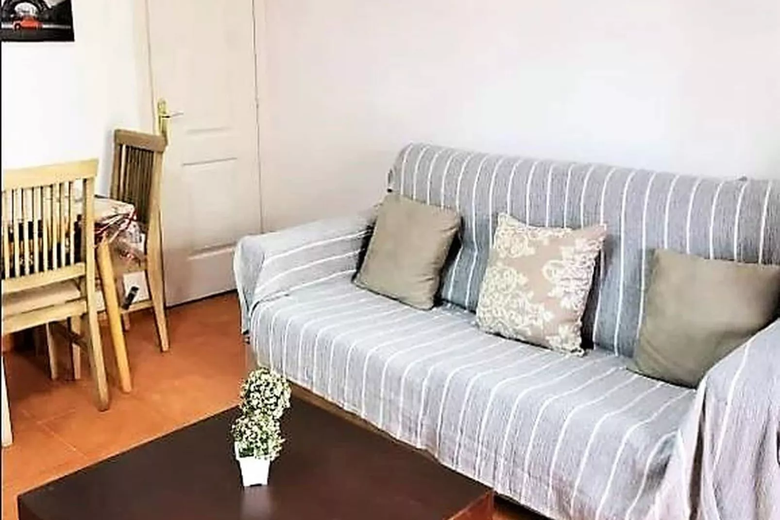 Natura World Duplex con patio privado 1d y 2b-Living room