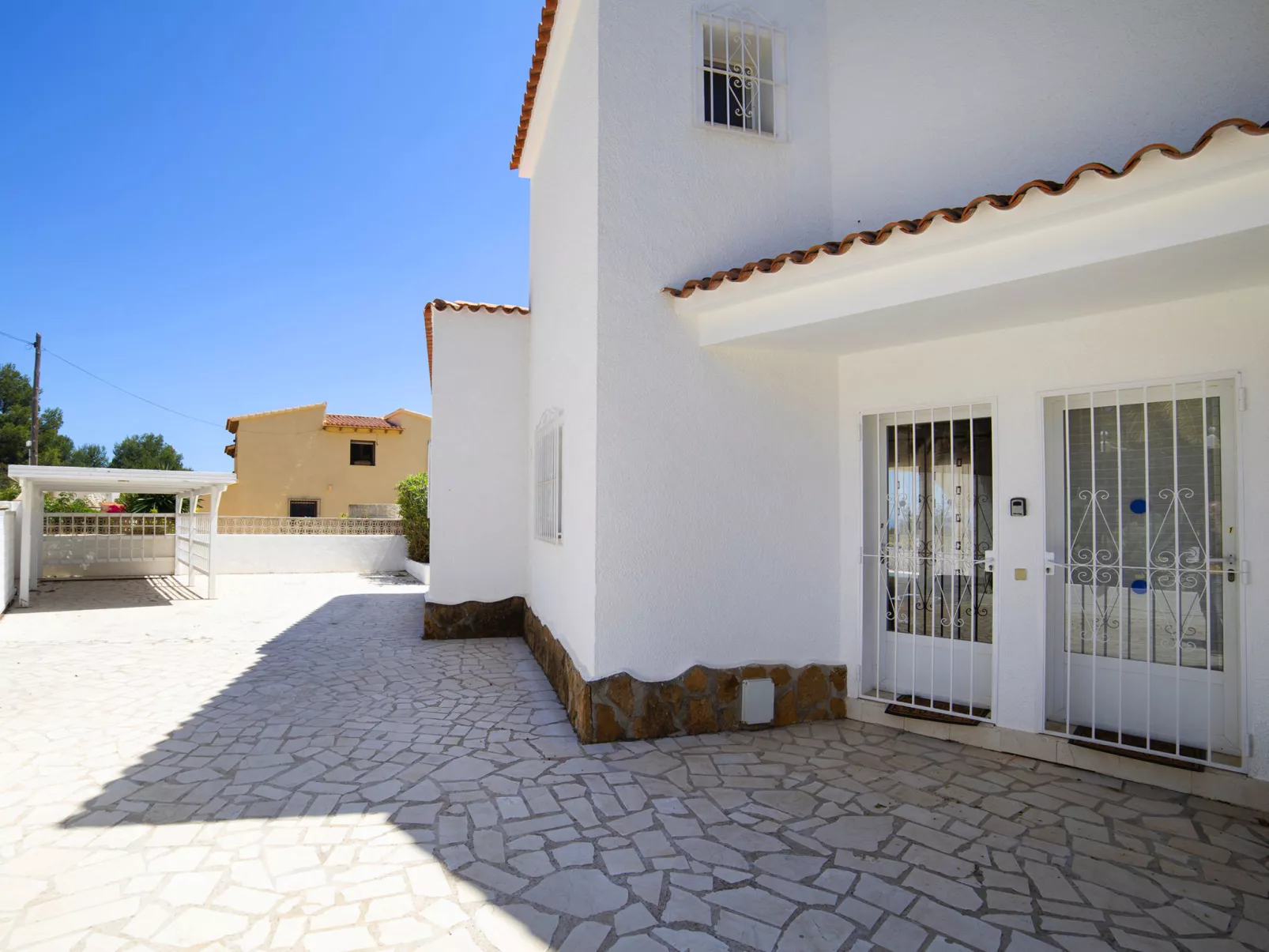 Villa Cassandra-Outside
