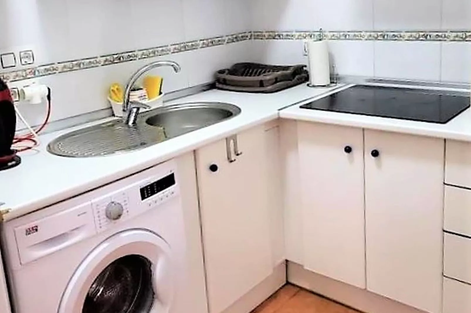 Natura World Duplex con patio privado 1d y 2b-Kitchen