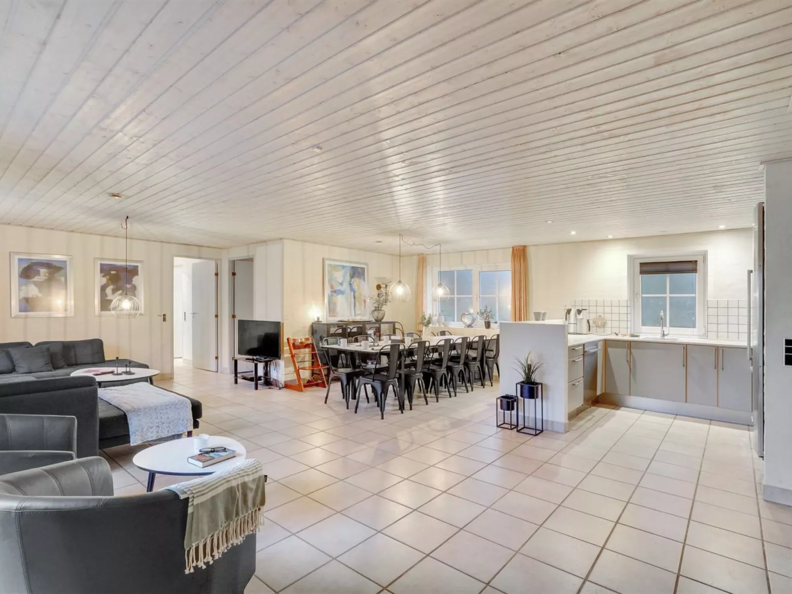 "Hedi" - 900m from the sea-Inside