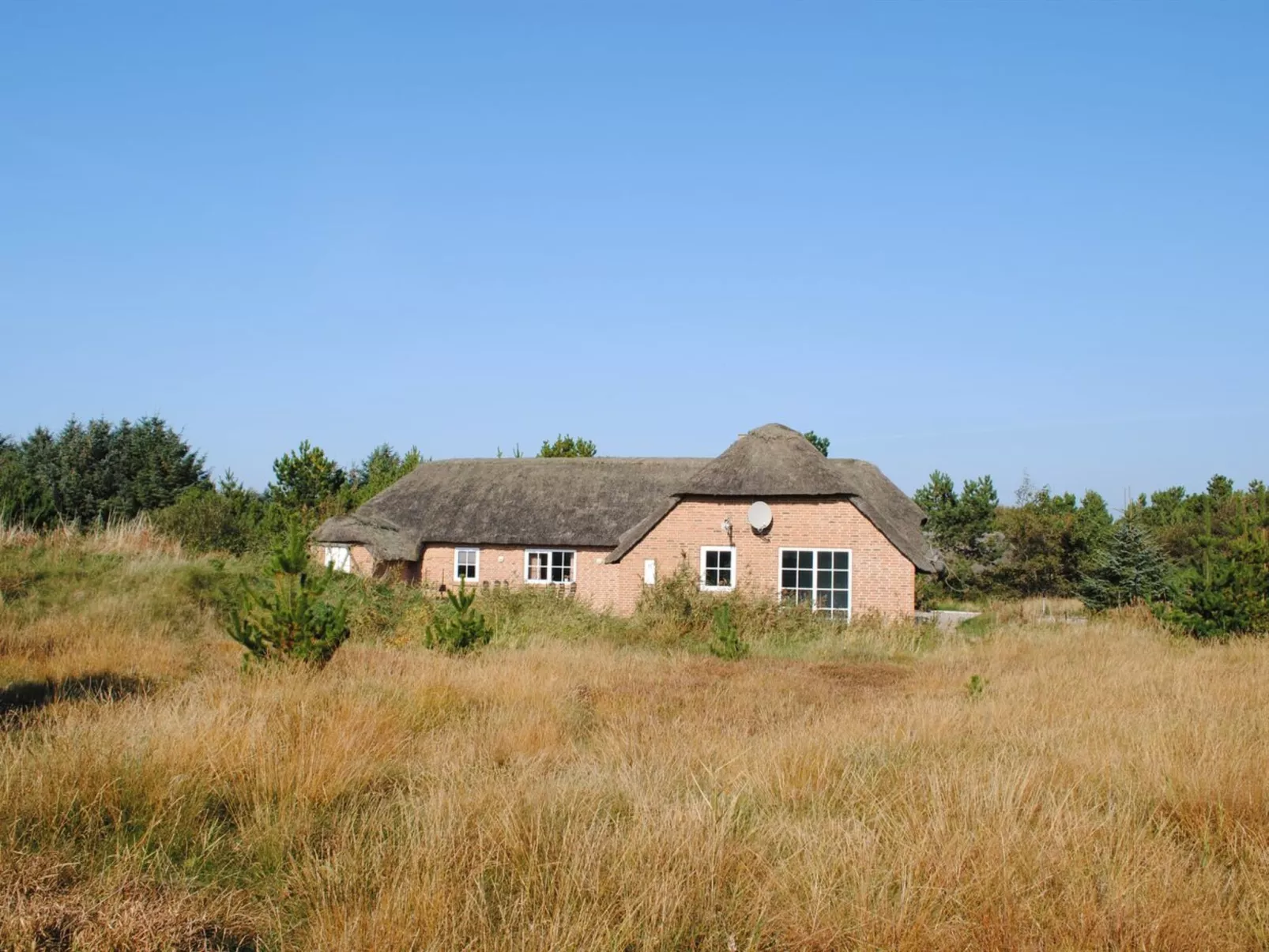 "Hedi" - 900m from the sea-Outside