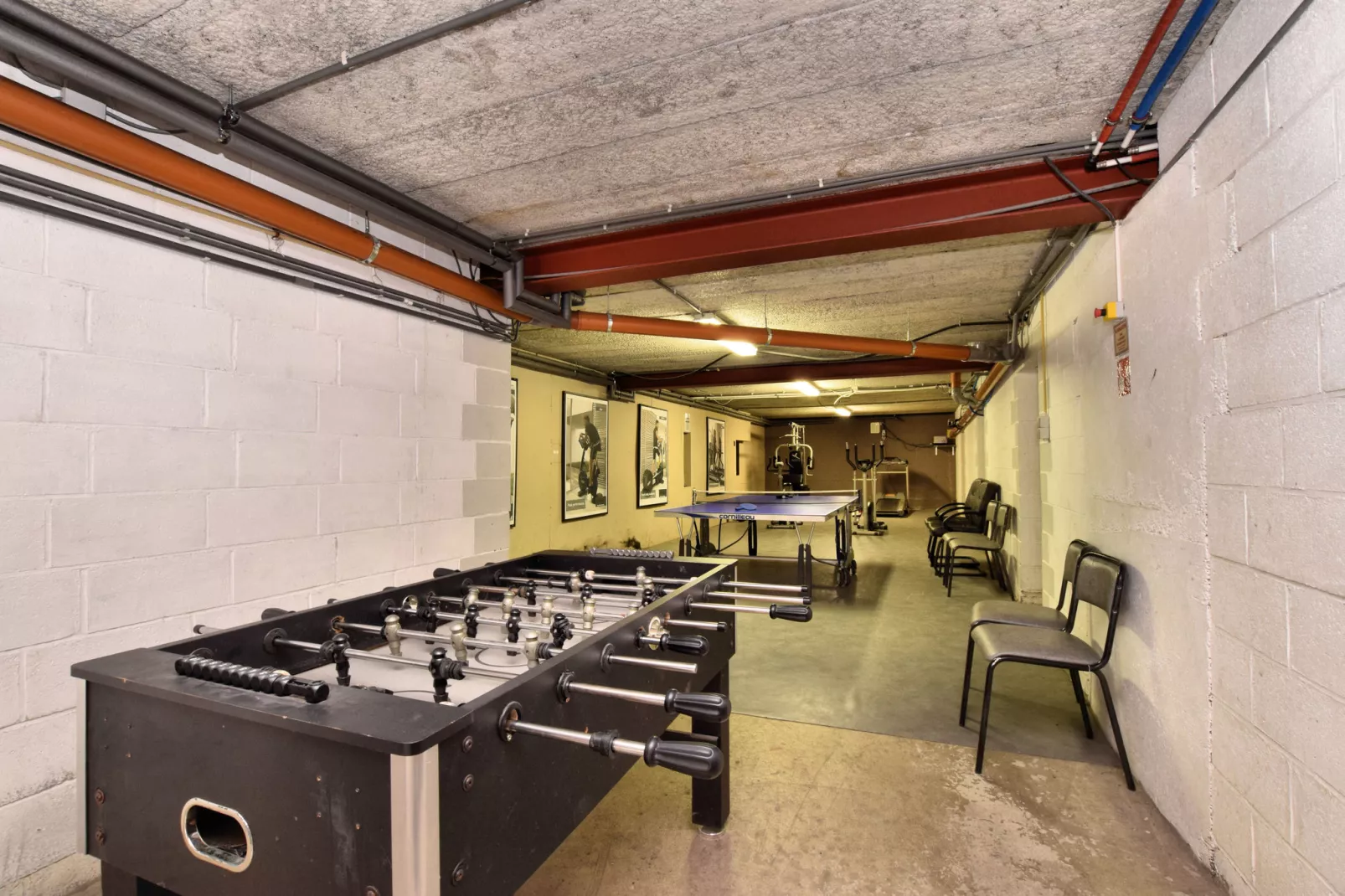 Le Bastillon-Recreation room