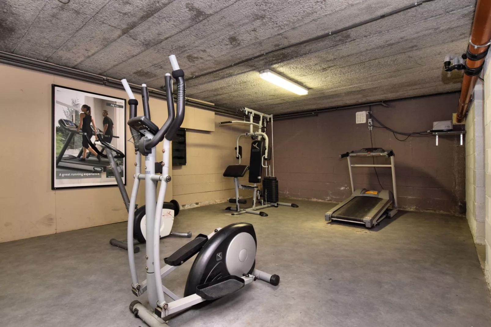 Le Bastillon-Recreation room