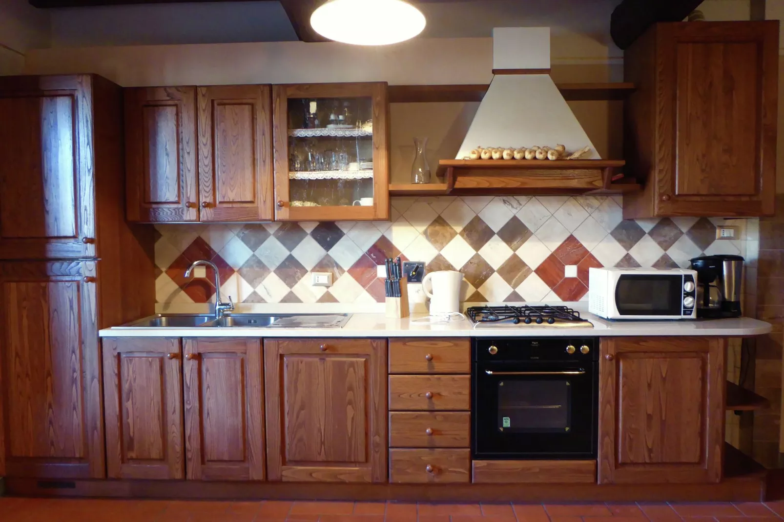Melograno Otto-Kitchen