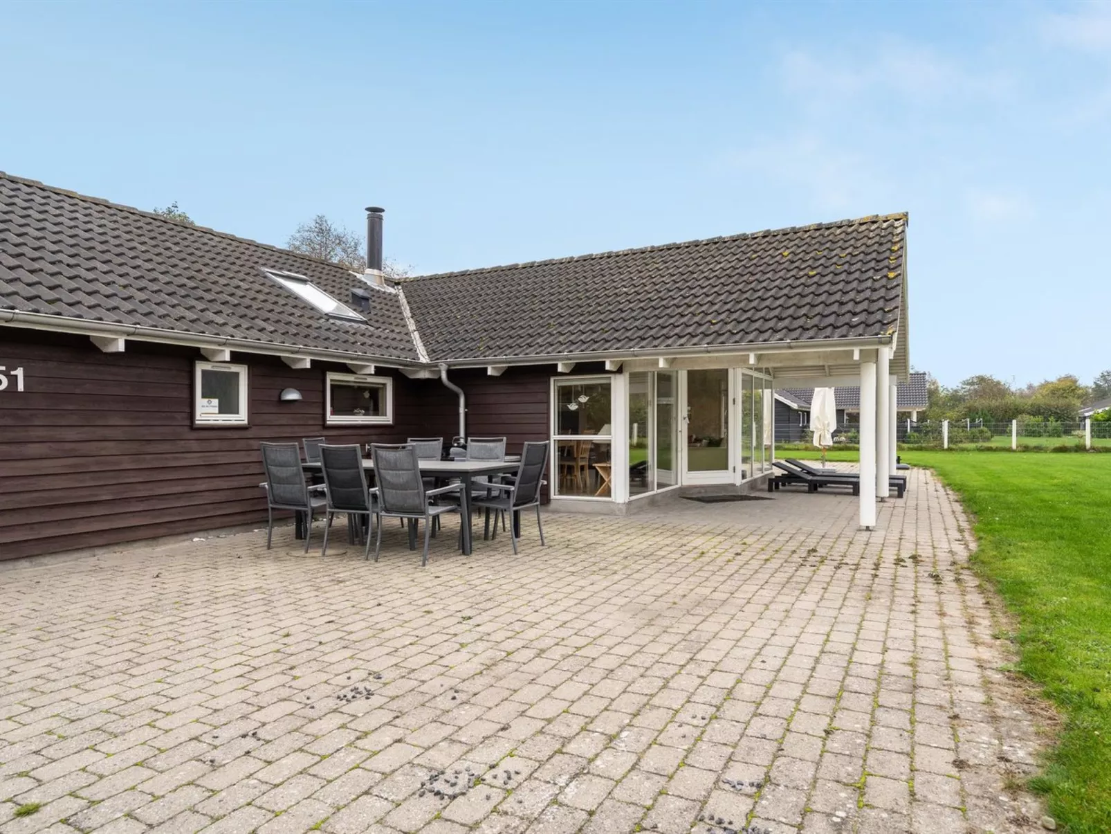 "Enid" - 700m from the sea-Outside