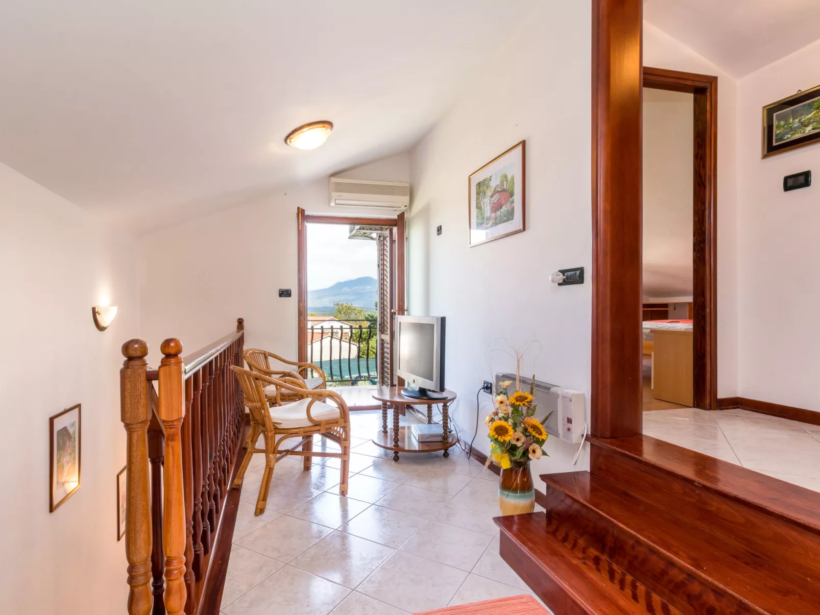 Villa Emanuela-Inside
