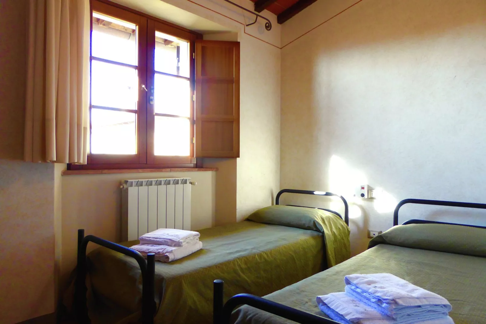 Melograno Otto-Bedroom