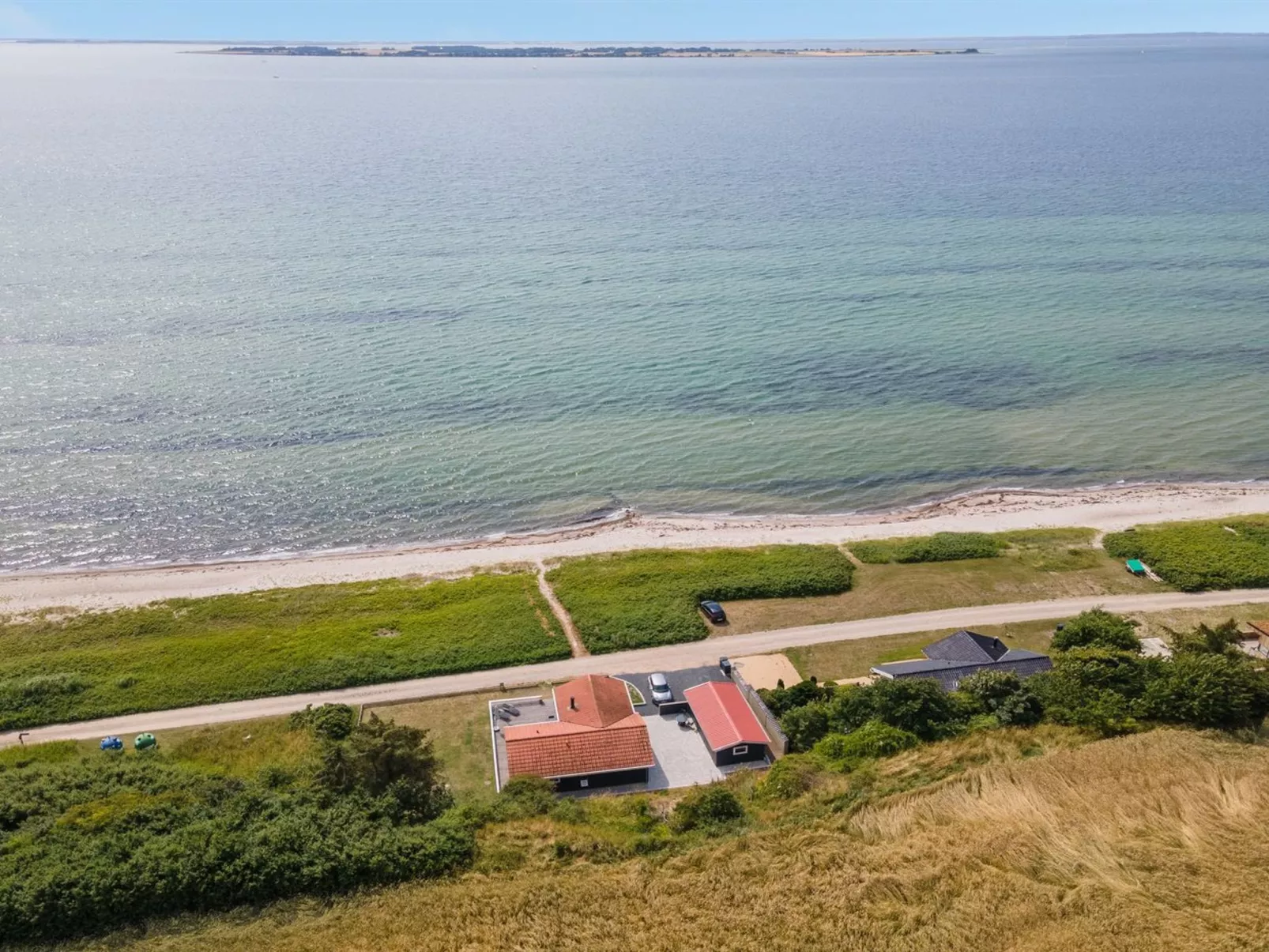 "Arnwith" - 20m from the sea-Outside