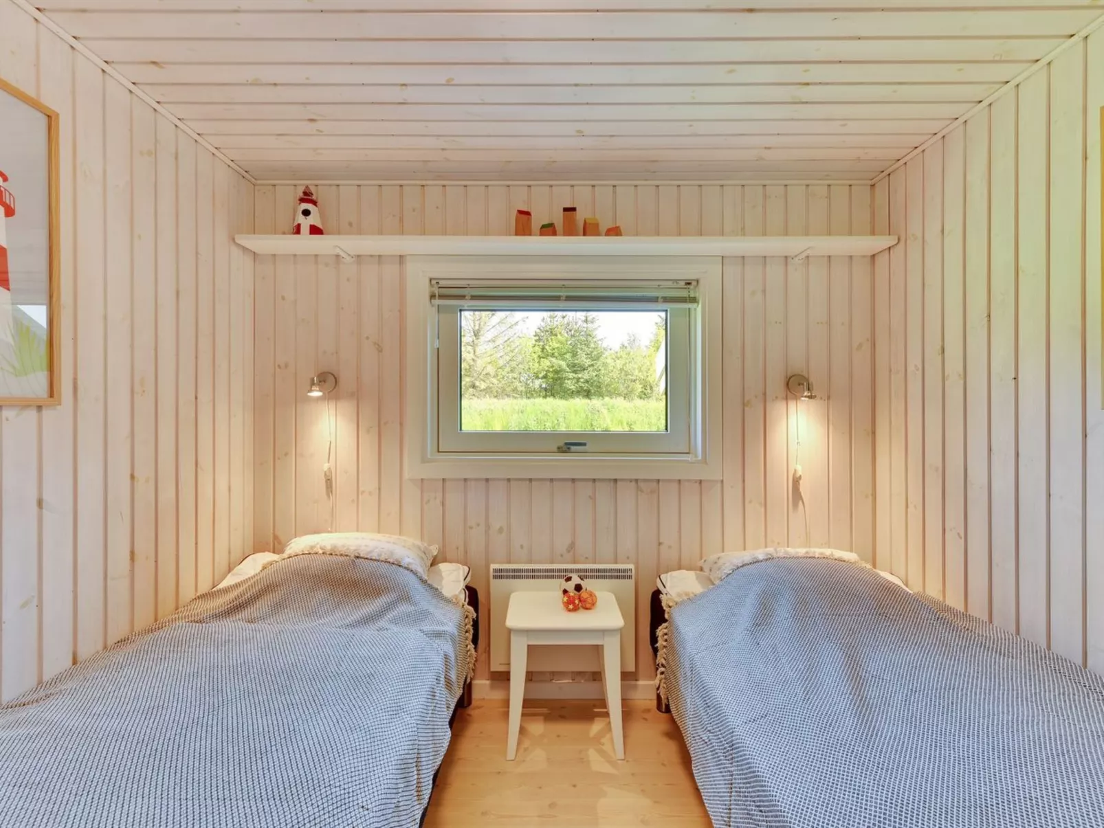 "Sviðandi" - 1.5km from the sea-Inside