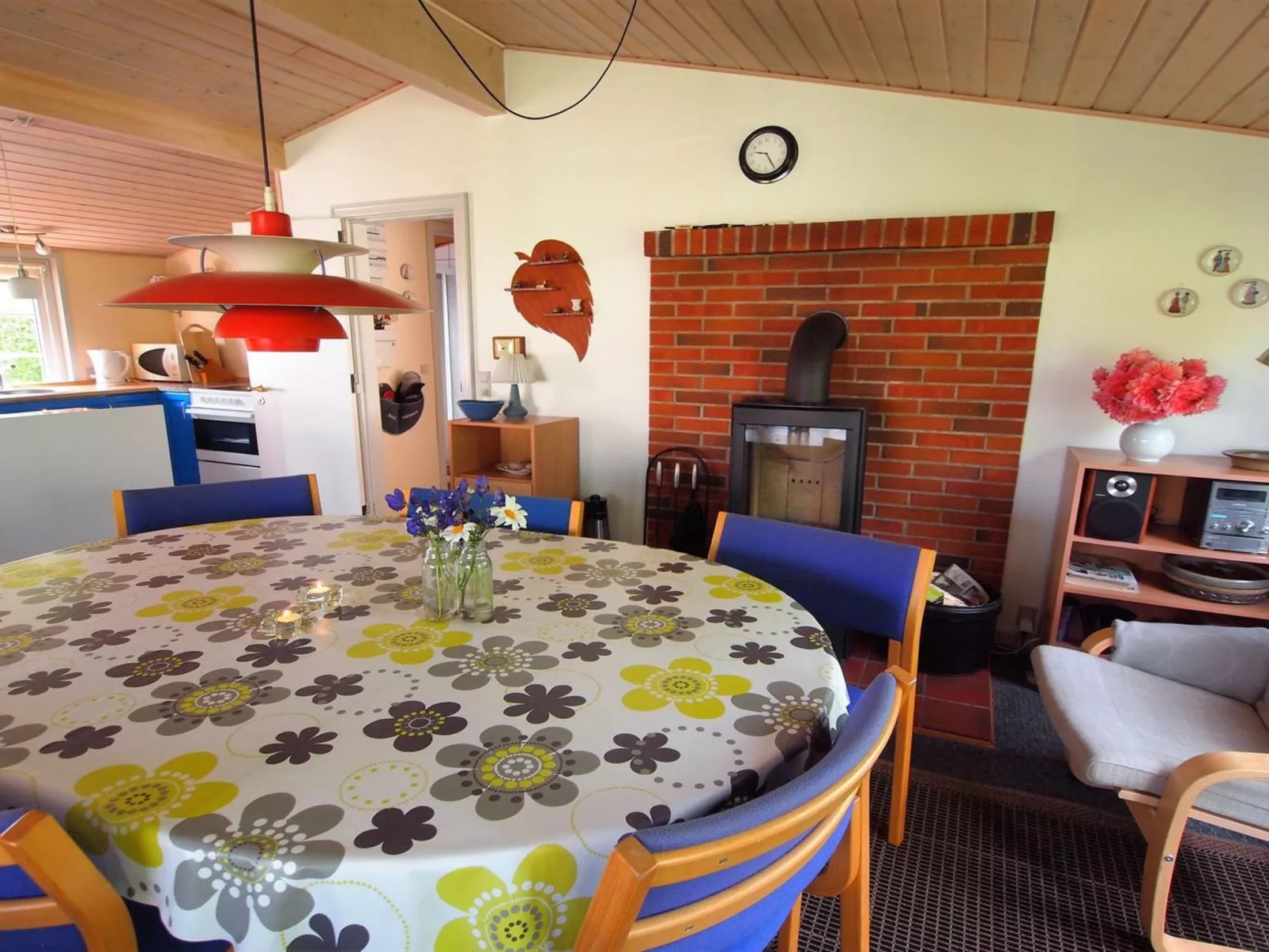 "Amy" - 150m from the sea-Inside
