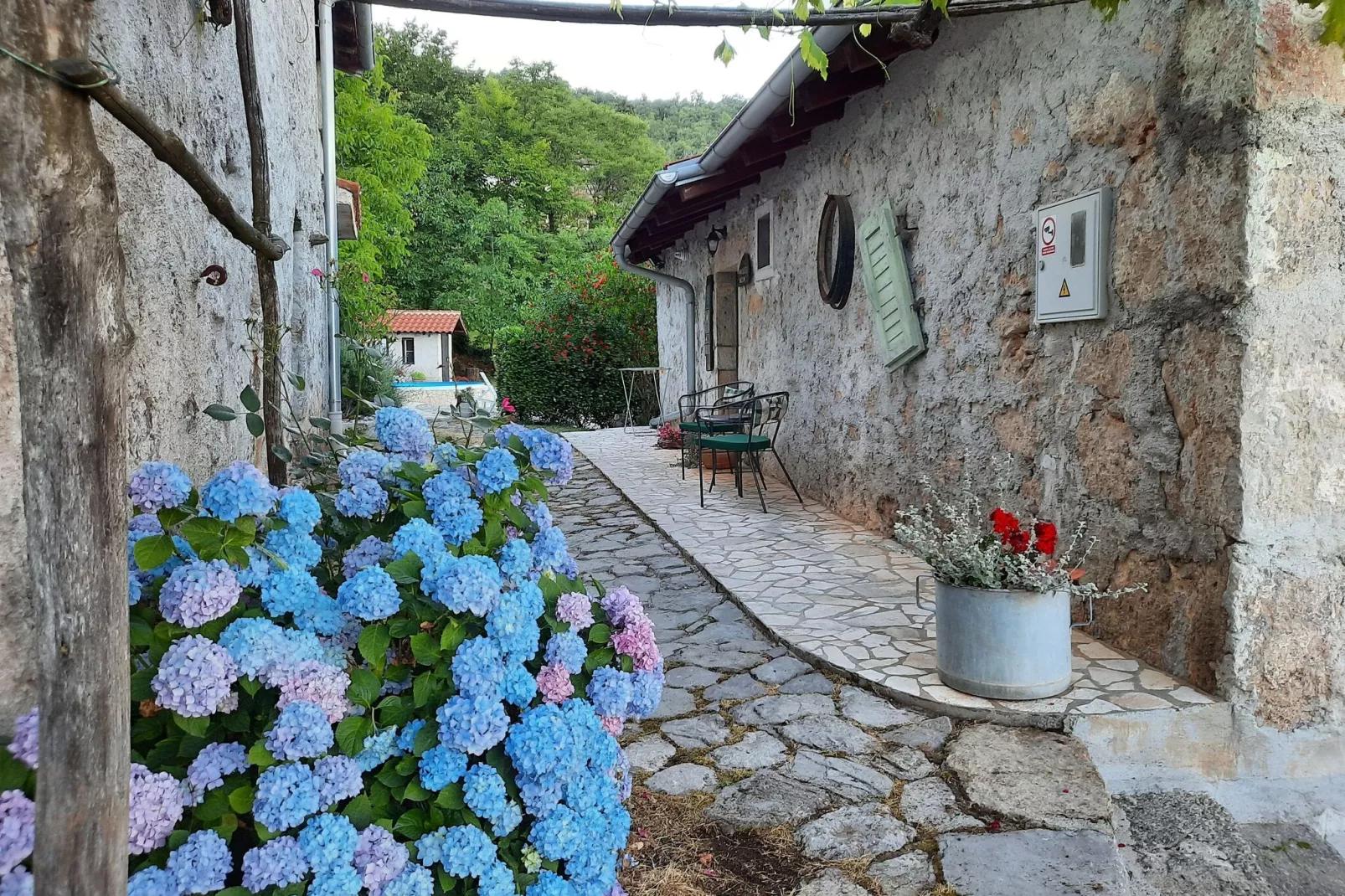 Holiday home Mikleus in Lovrec - Dobrec - ca 113 qm für 4 Erw 2 Kinder max 11 J-Outdoor