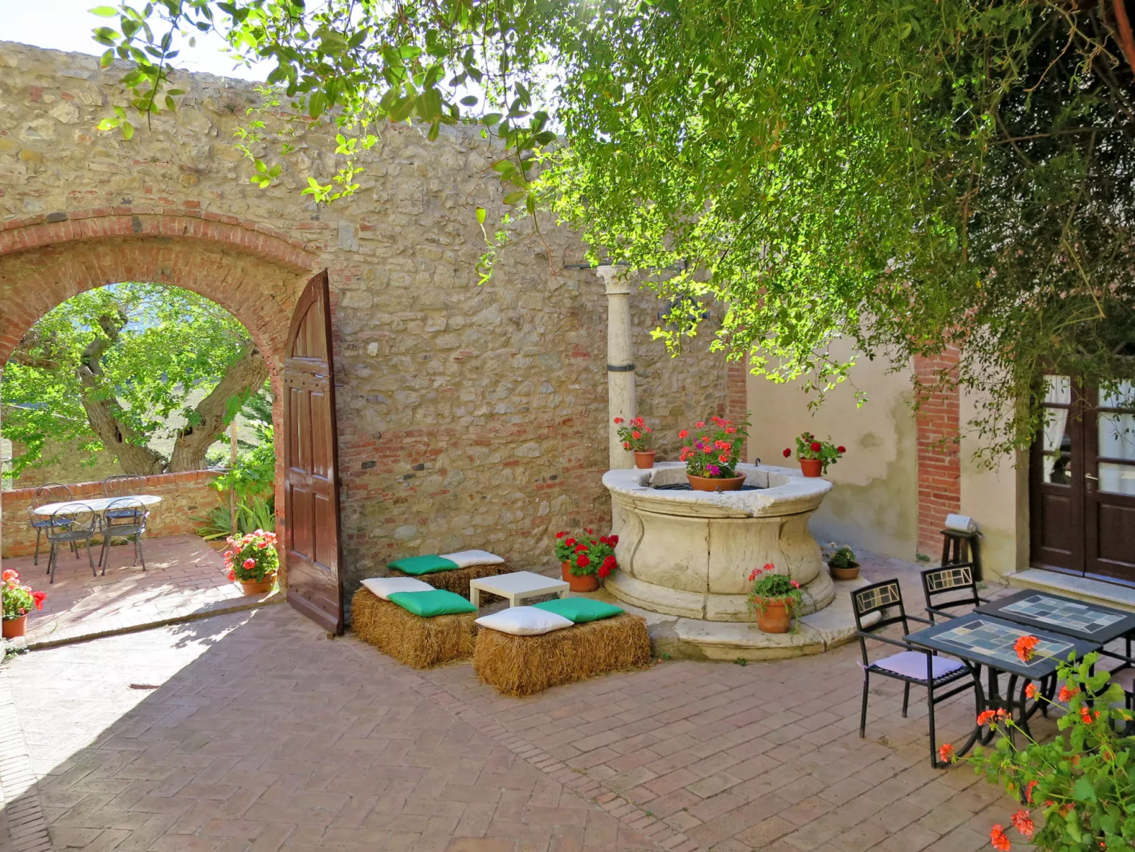 Ginestre 9-Inside