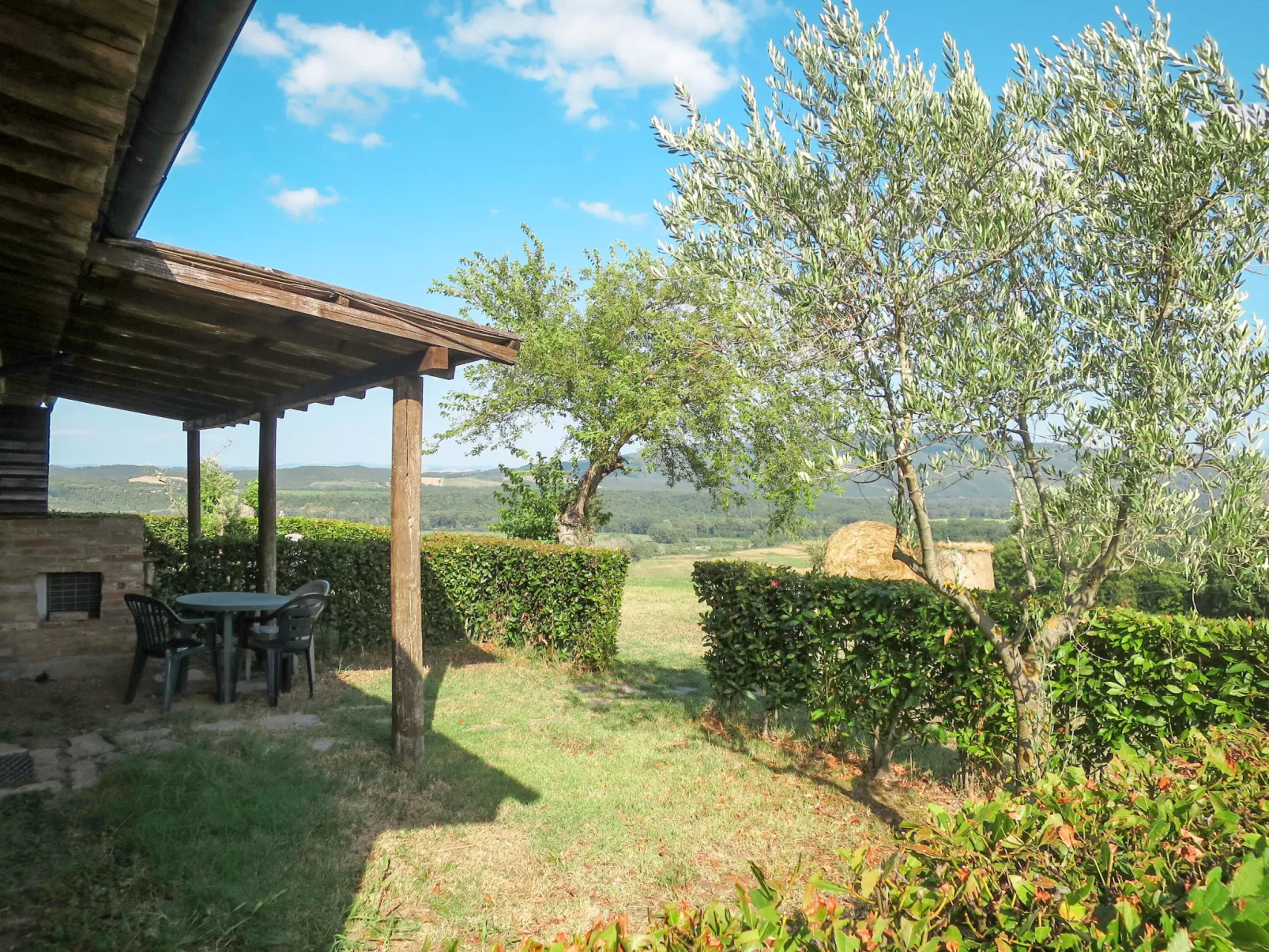 Ginestre 9-Outside
