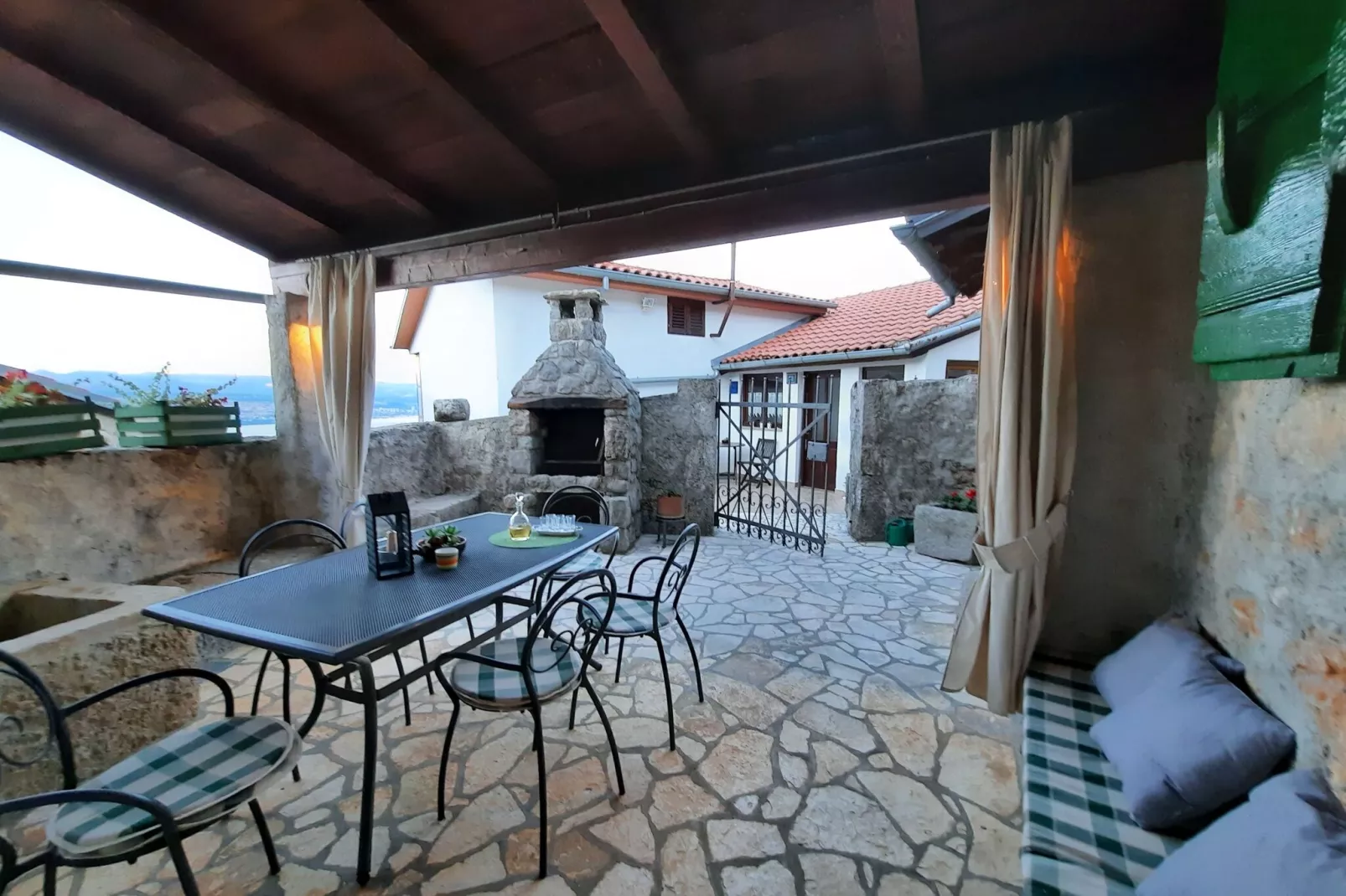 Holiday home Mikleus in Lovrec - Dobrec - ca 113 qm für 4 Erw 2 Kinder max 11 J-Outdoor