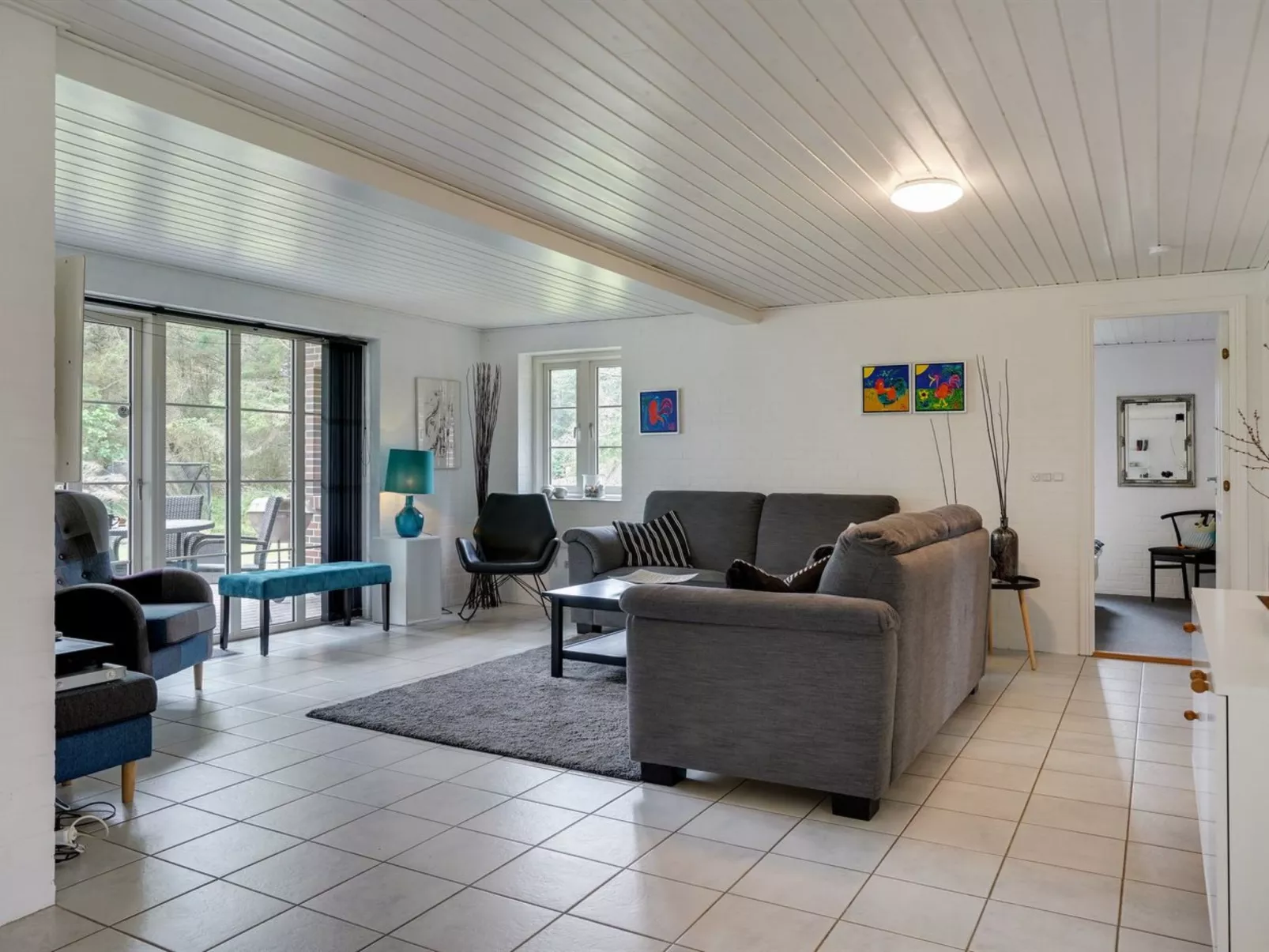 "Hjalmsvider" - 1km from the sea-Inside
